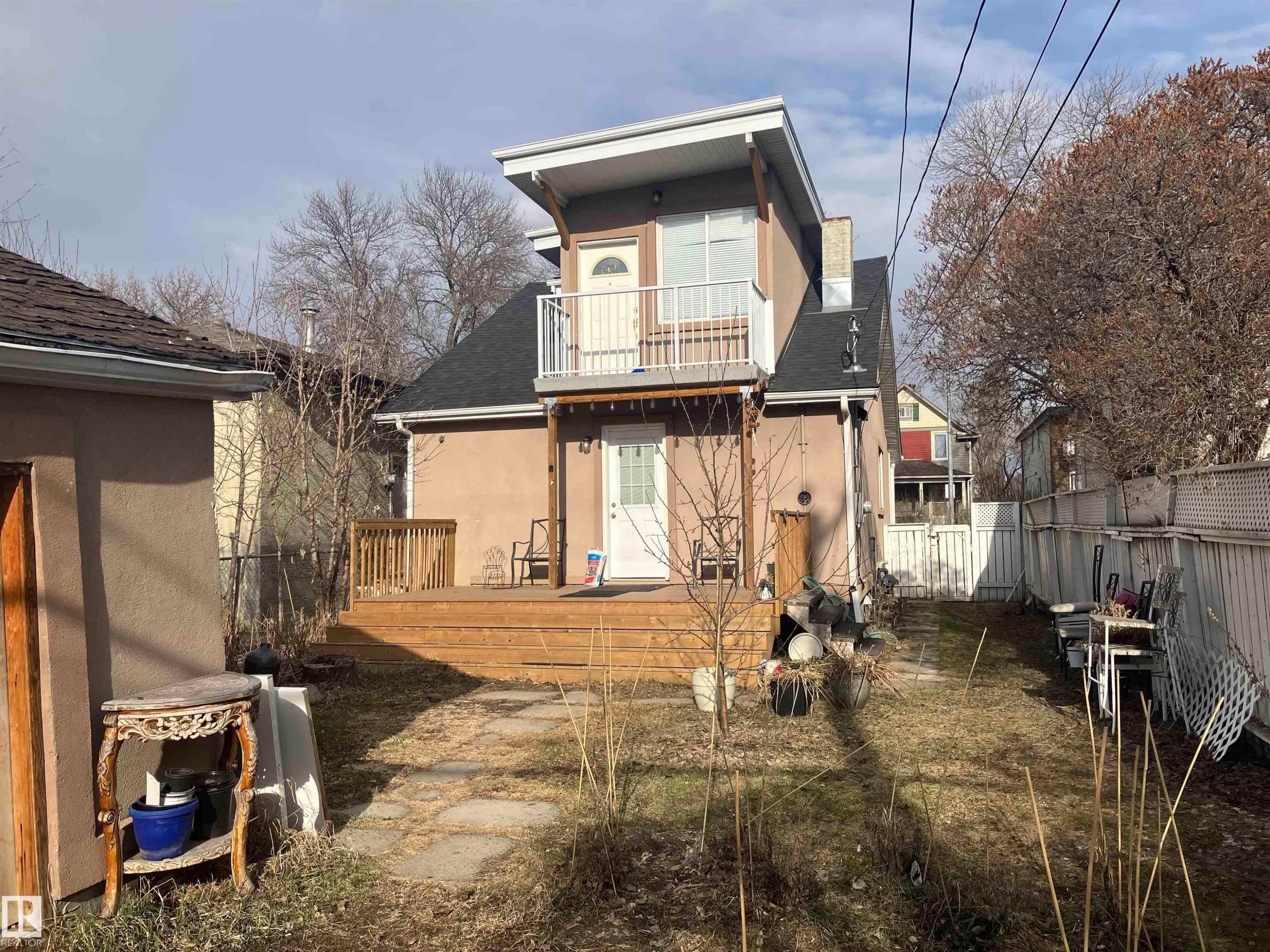 11724 88 Street Nw, Edmonton, AB - Outdoor