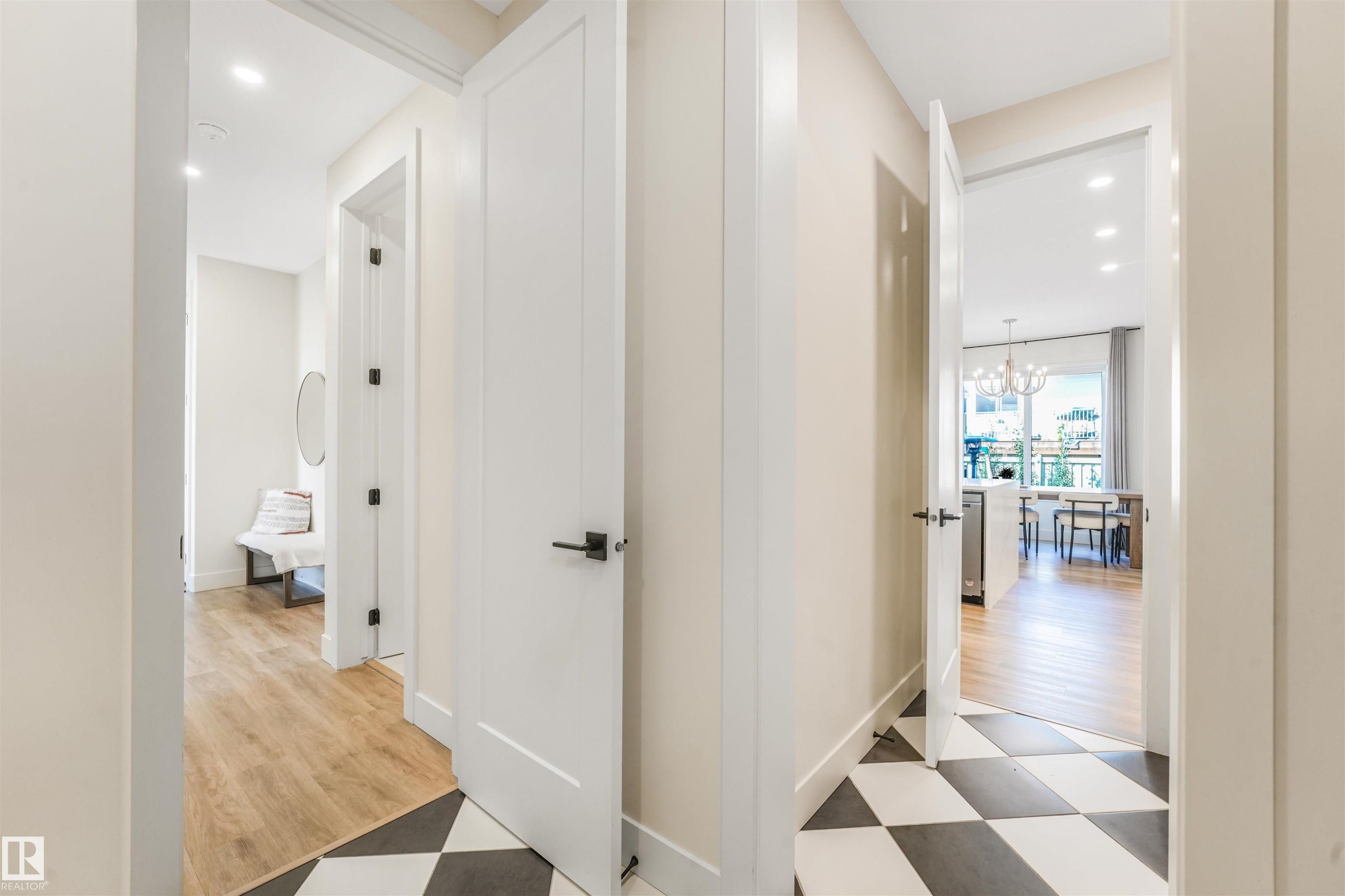 108 Edgefield Way, St. Albert, AB - Indoor Photo Showing Other Room