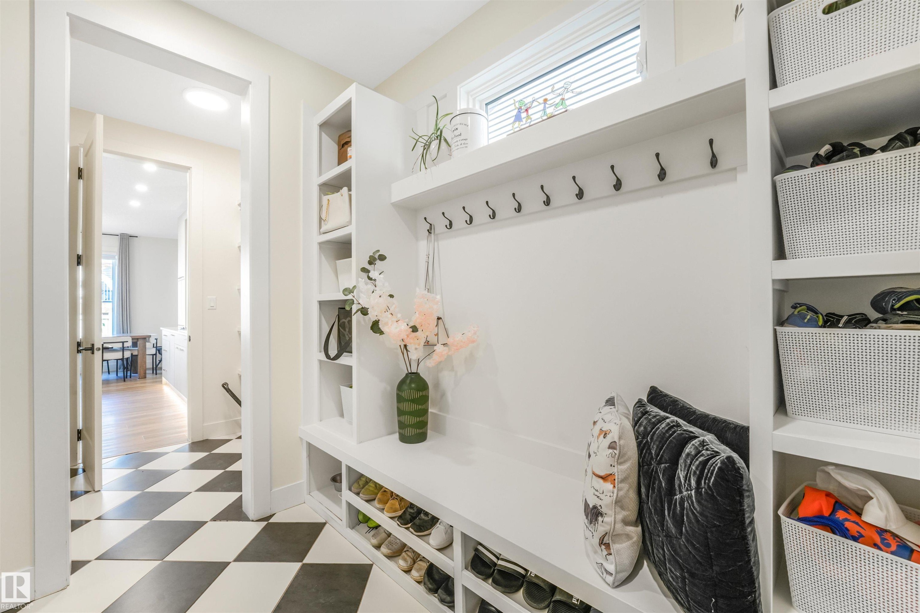108 Edgefield Way, St. Albert, AB - Indoor