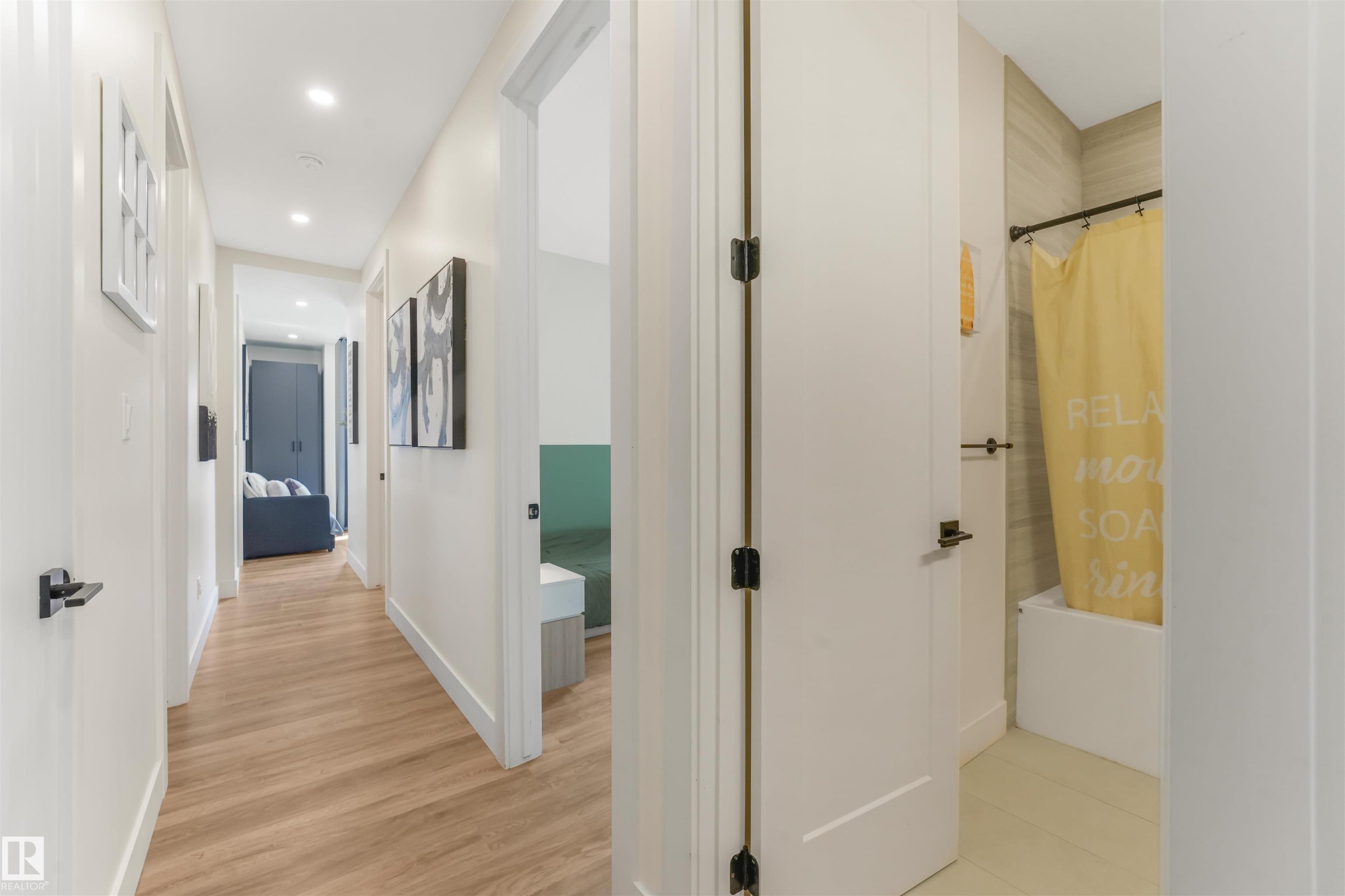108 Edgefield Way, St. Albert, AB - Indoor Photo Showing Other Room