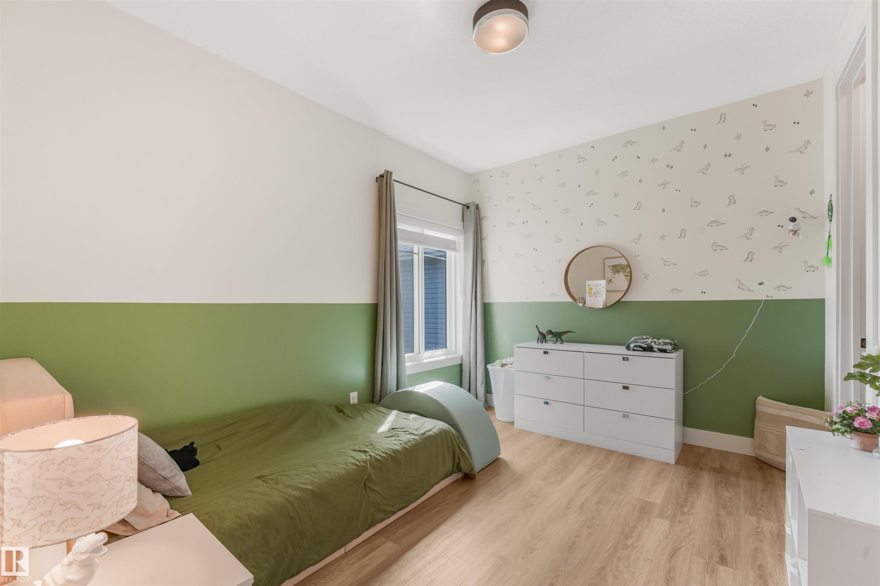 108 Edgefield Way, St. Albert, AB - Indoor Photo Showing Bedroom