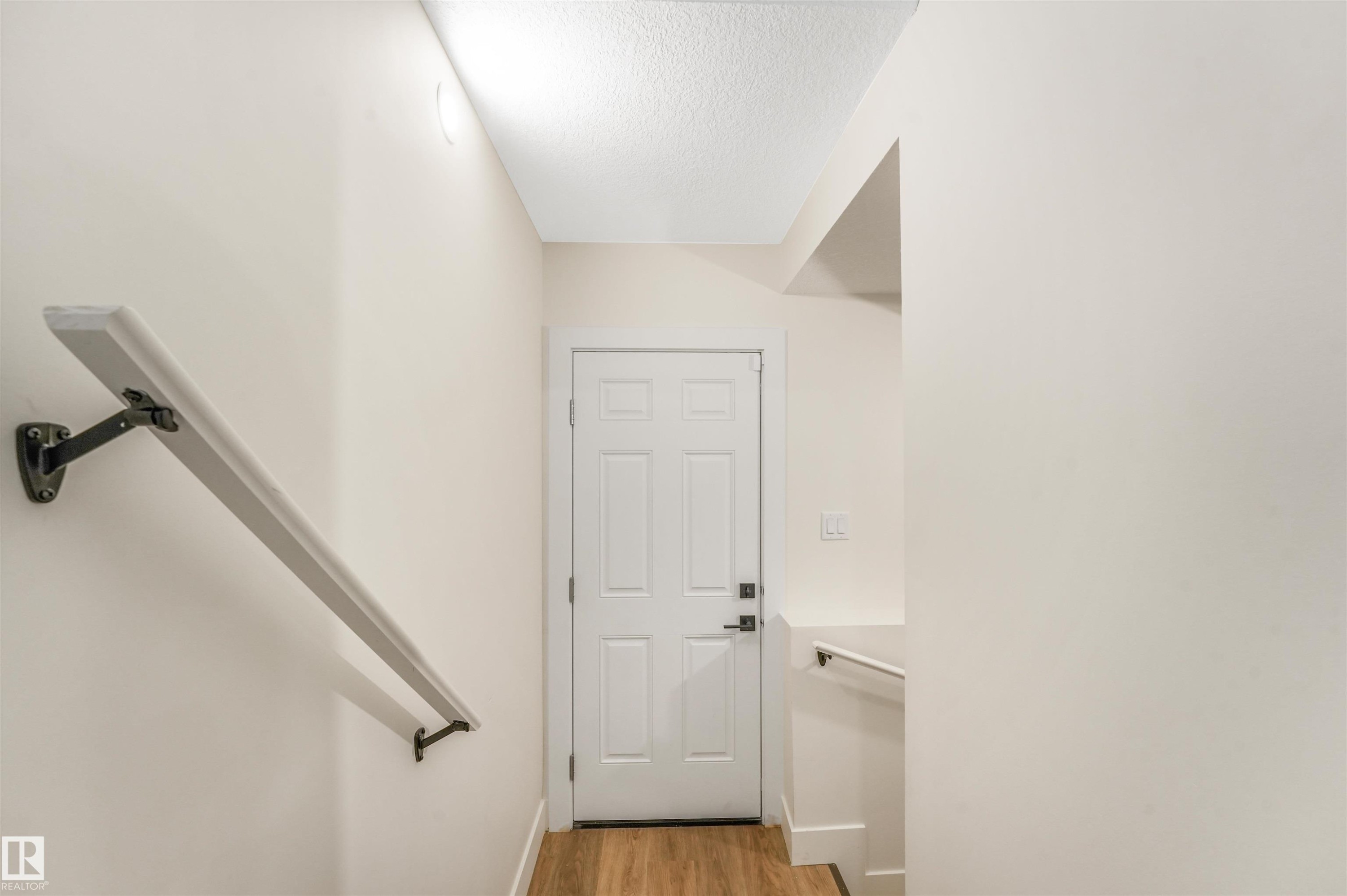 108 Edgefield Way, St. Albert, AB - Indoor Photo Showing Other Room