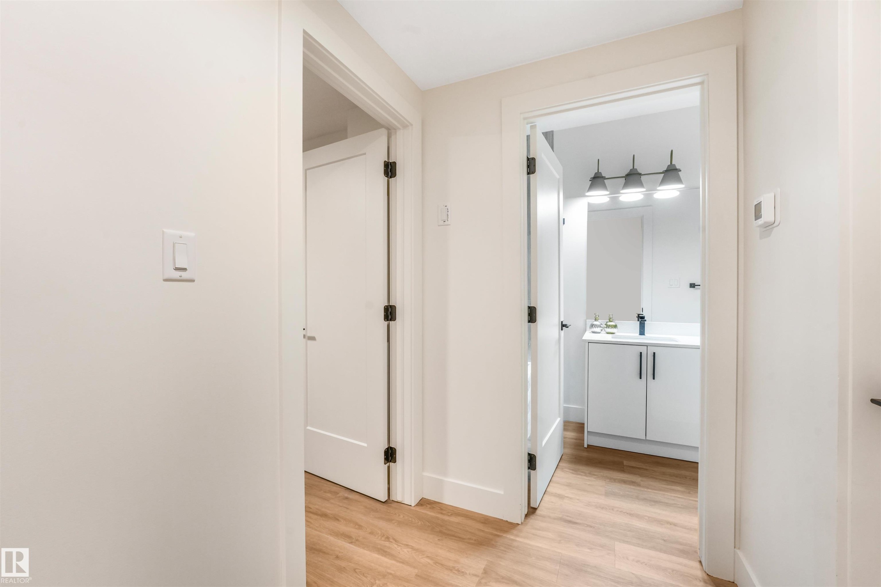108 Edgefield Way, St. Albert, AB - Indoor Photo Showing Other Room
