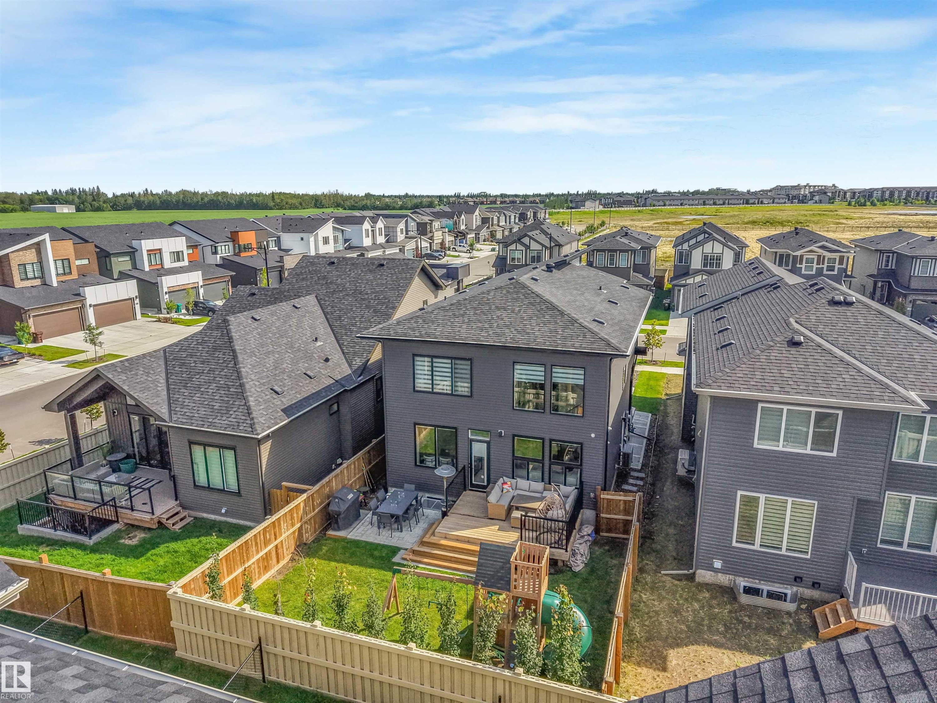 108 Edgefield Way, St. Albert, AB - Outdoor