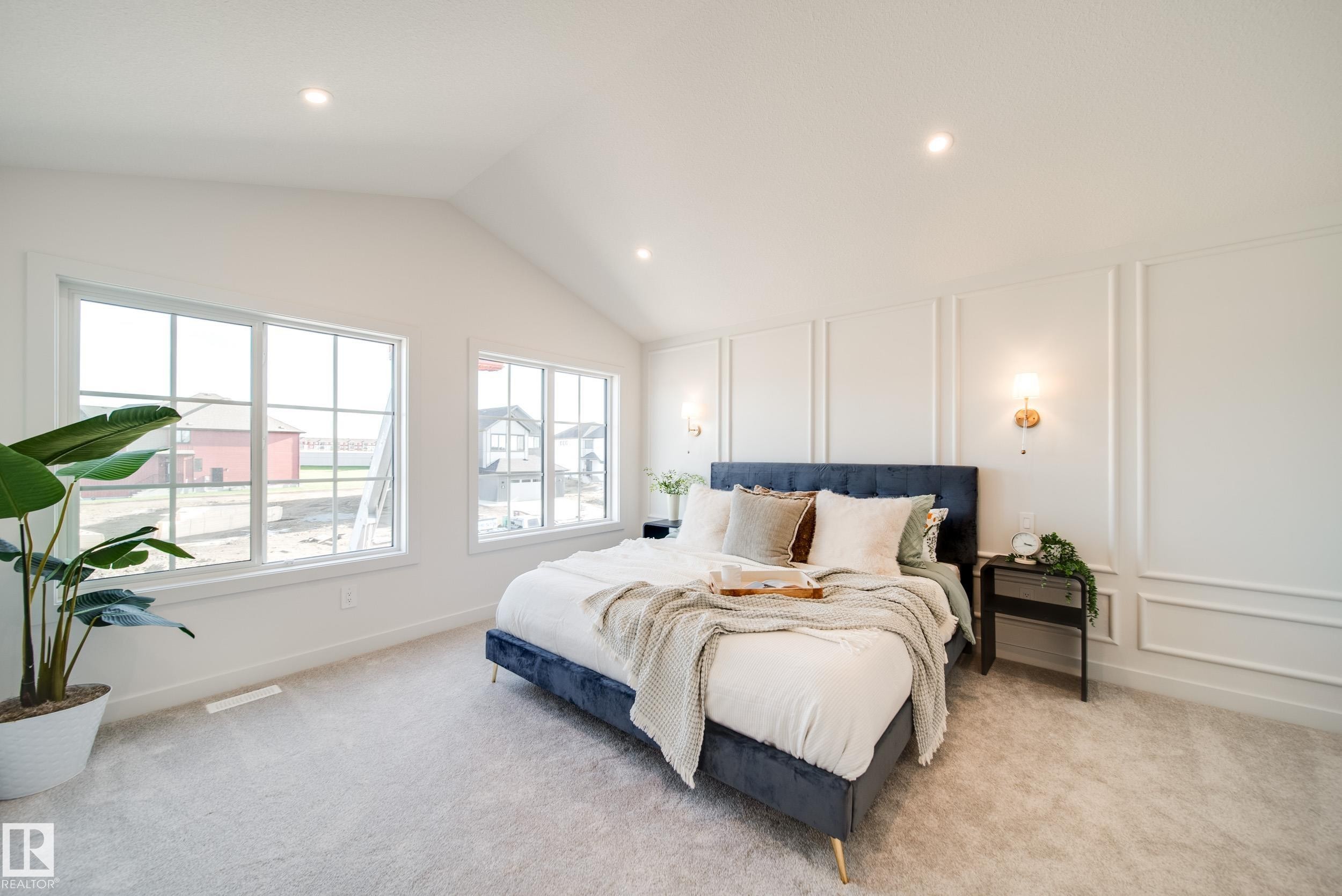 54 Clichy Close, St. Albert, AB - Indoor Photo Showing Bedroom