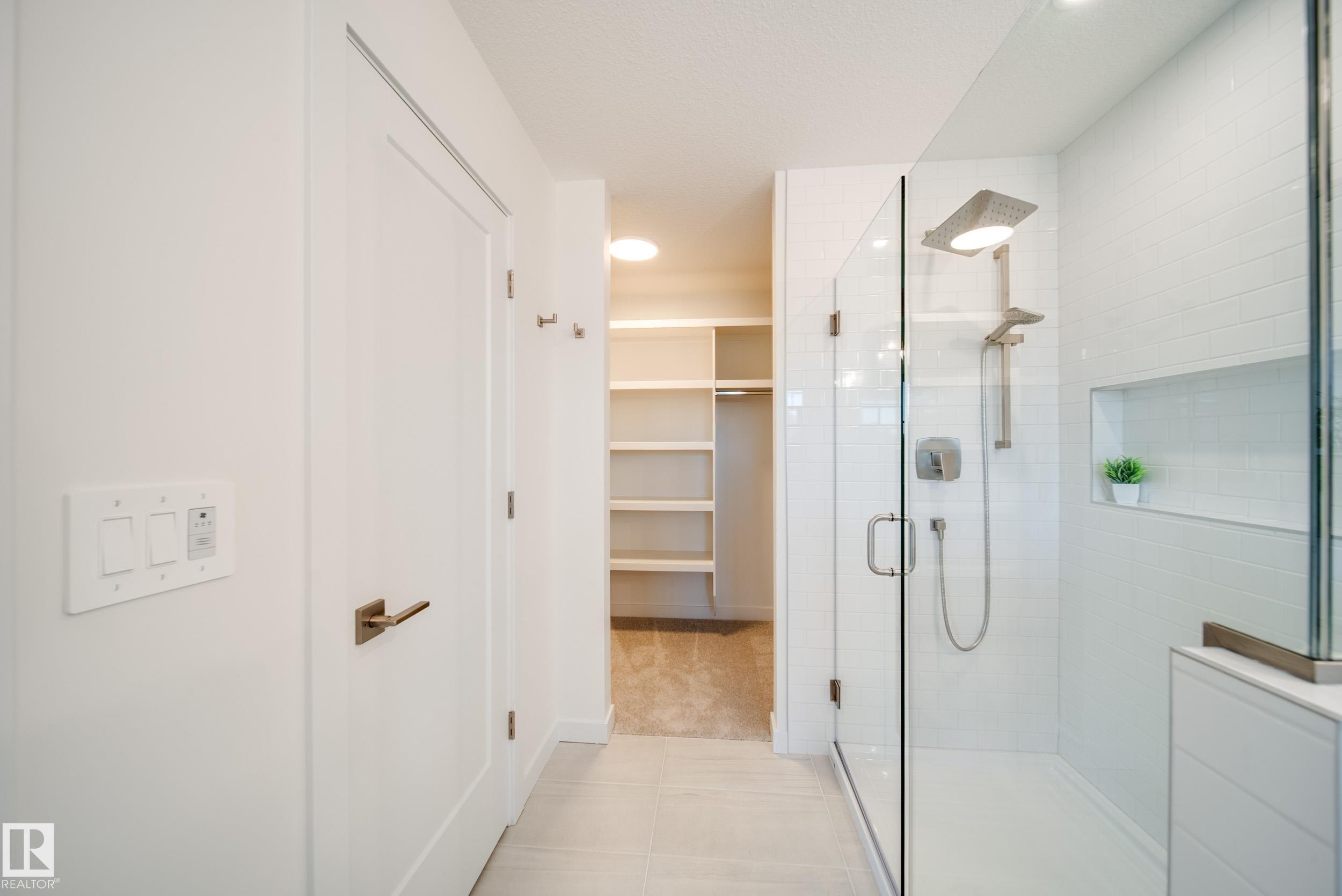 54 Clichy Close, St. Albert, AB - Indoor Photo Showing Bathroom