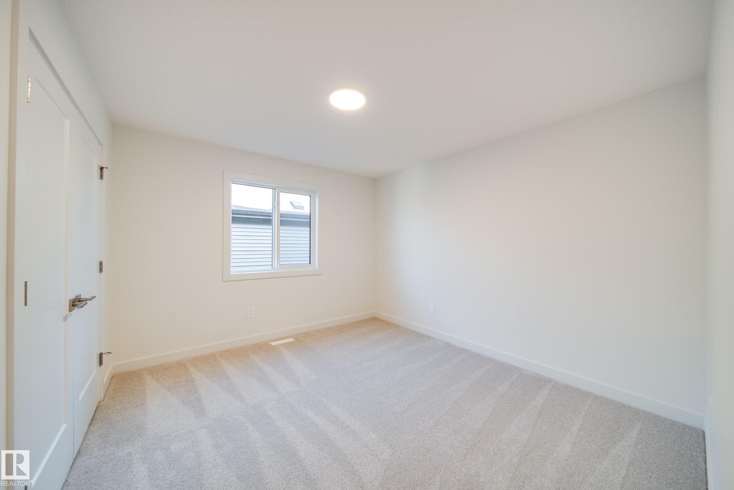 54 Clichy Close, St. Albert, AB - Indoor Photo Showing Other Room