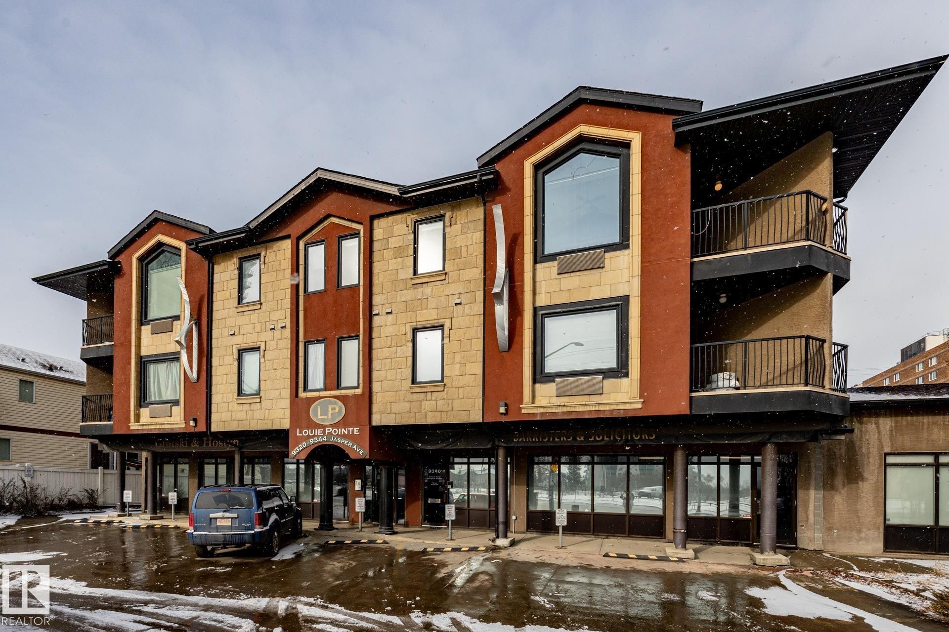 #304 9336 Jasper Av Nw, Edmonton, AB - Outdoor With Balcony