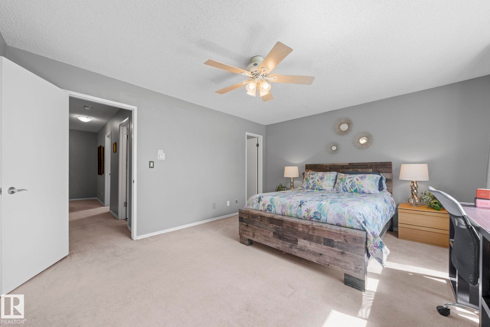 10518 84 Avenue Nw, Edmonton, AB - Indoor Photo Showing Bedroom