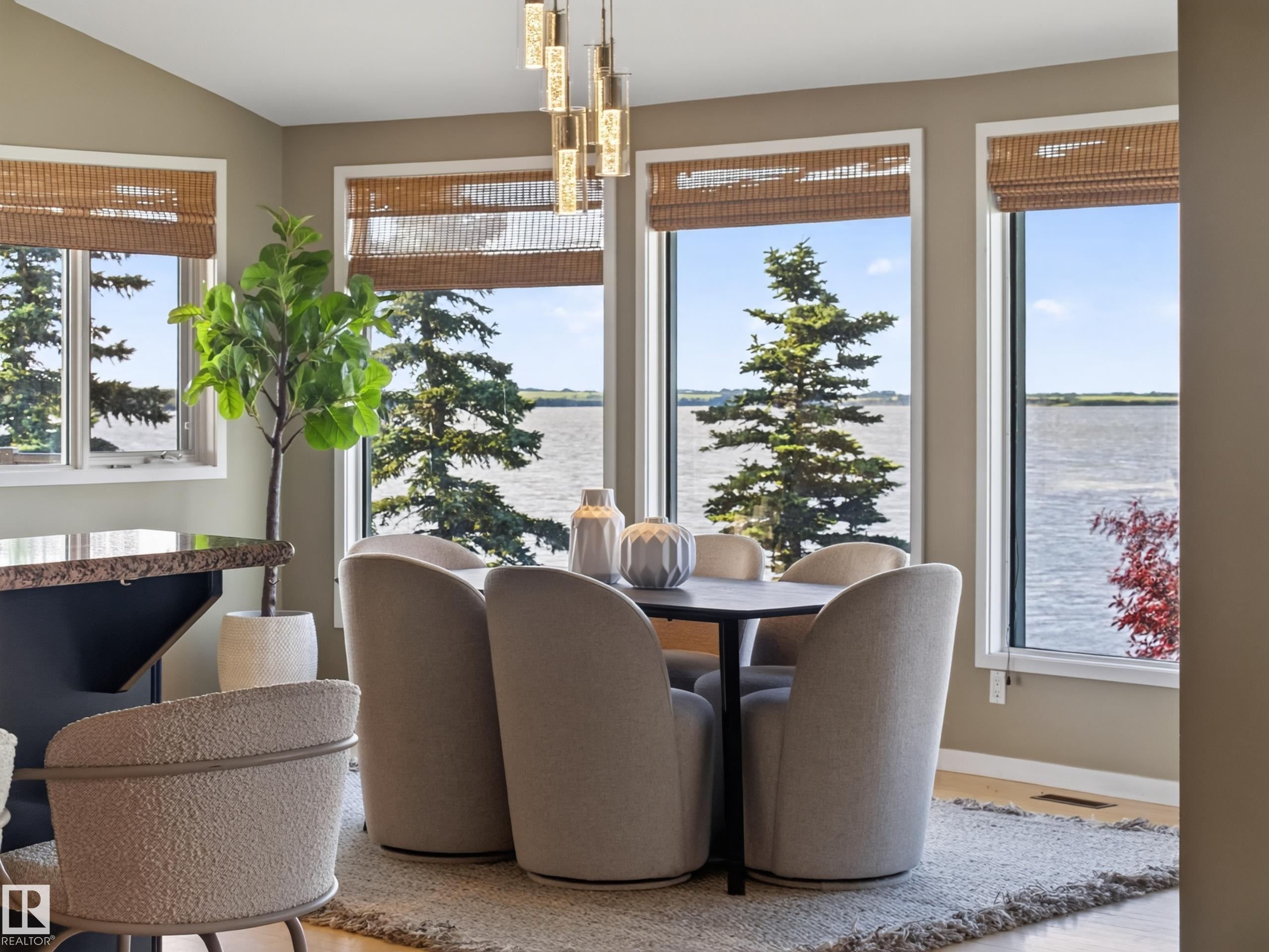 48208 Range Road, Rural Beaver County, AB - Indoor Photo Showing Dining Room