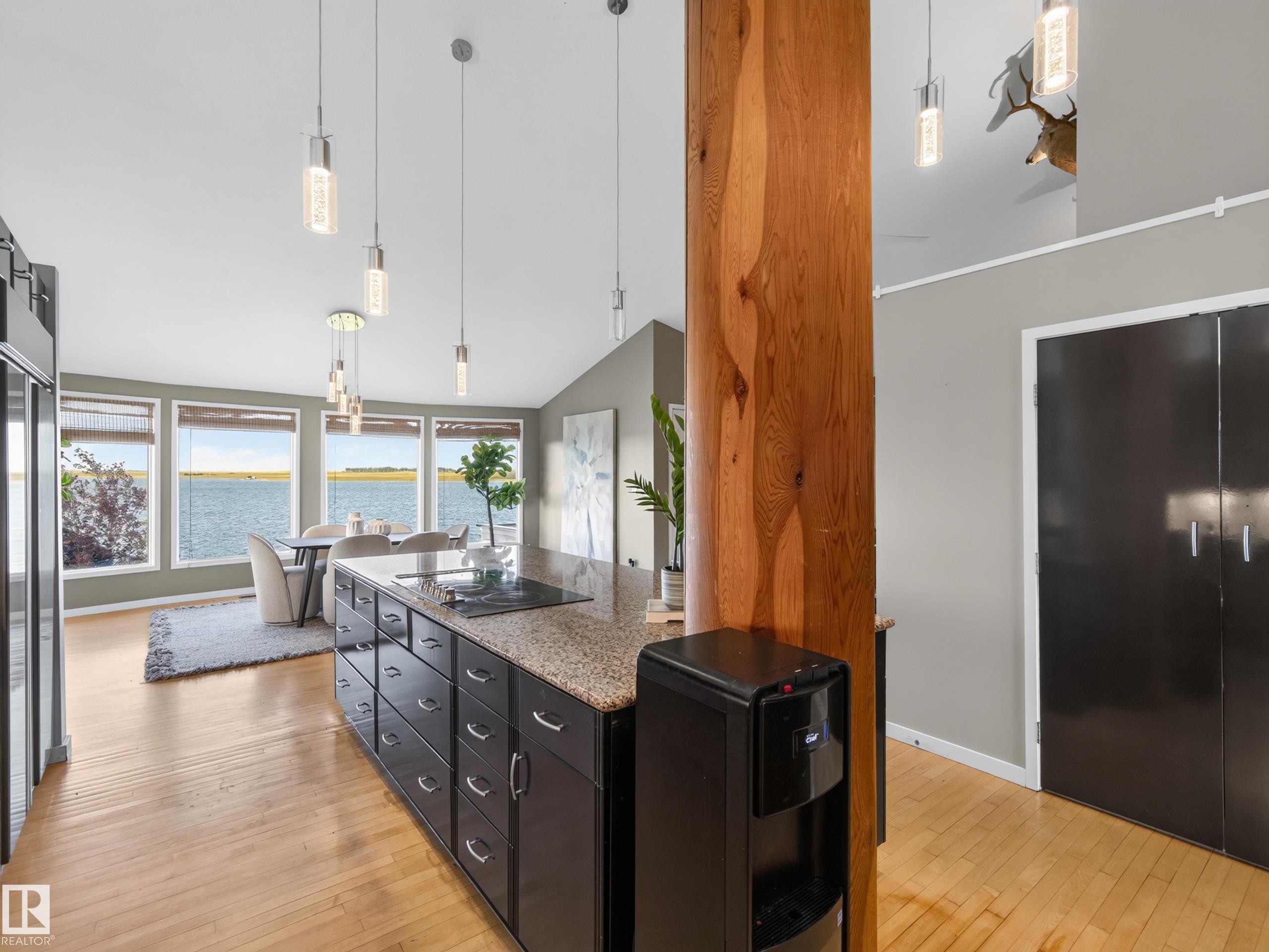 48208 Range Road, Rural Beaver County, AB - Indoor Photo Showing Kitchen