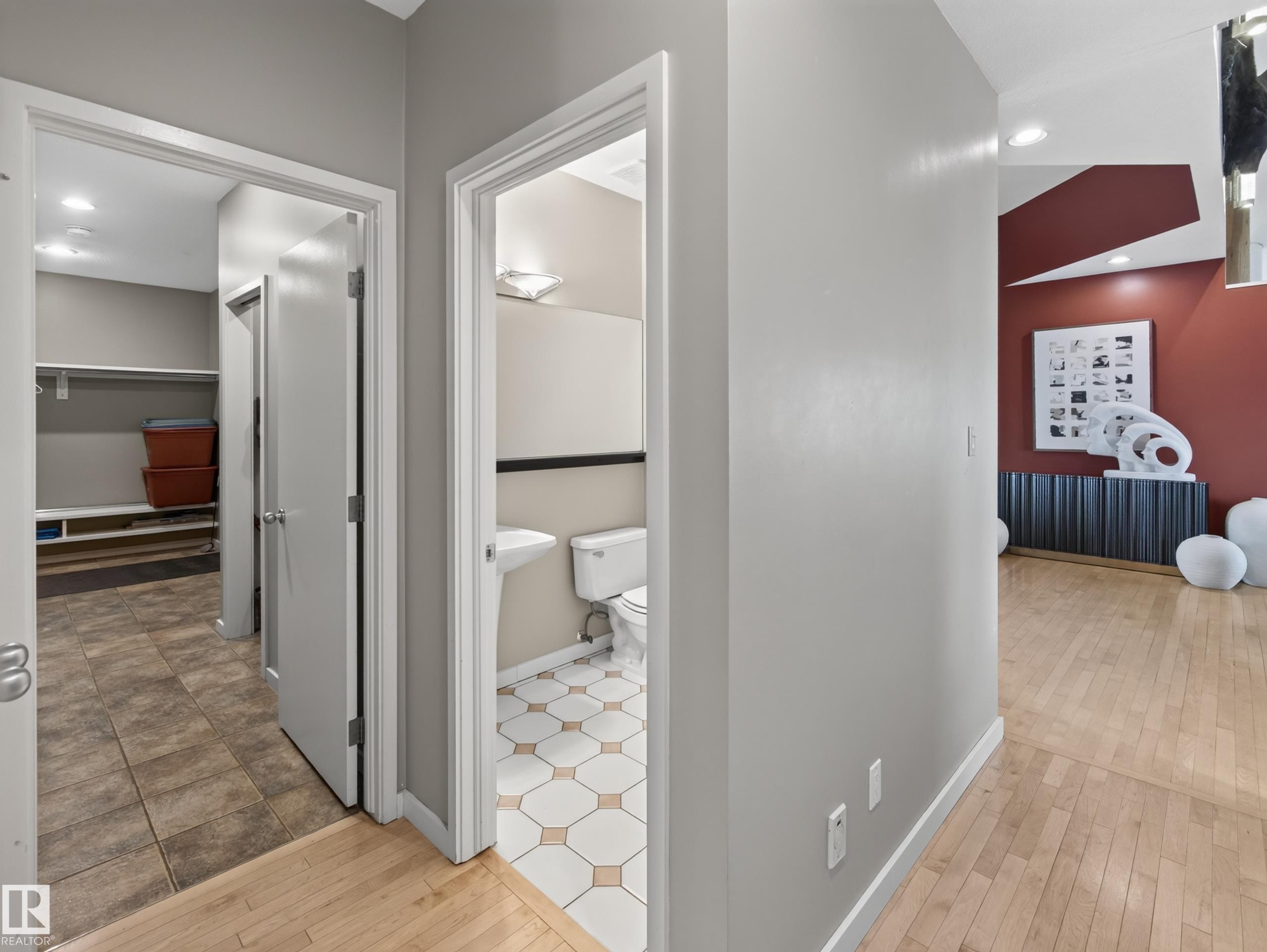 48208 Range Road, Rural Beaver County, AB - Indoor Photo Showing Other Room