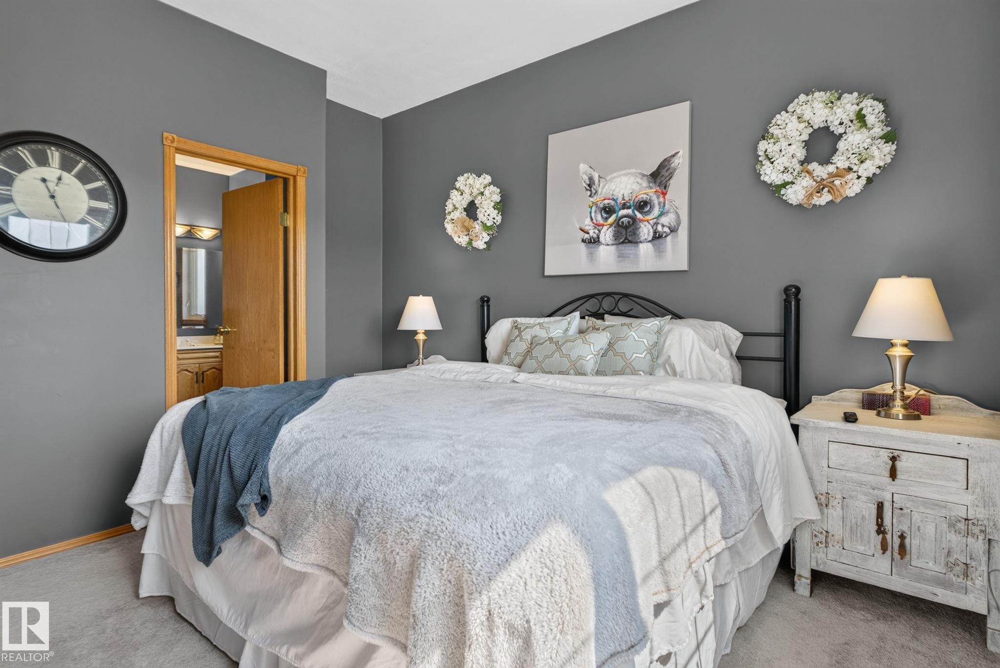 Bedroom featuring gray wall paint and light gray carpeting - 50336 Range Road 280, Rural Leduc County, AB - Indoor Photo Showing Bedroom