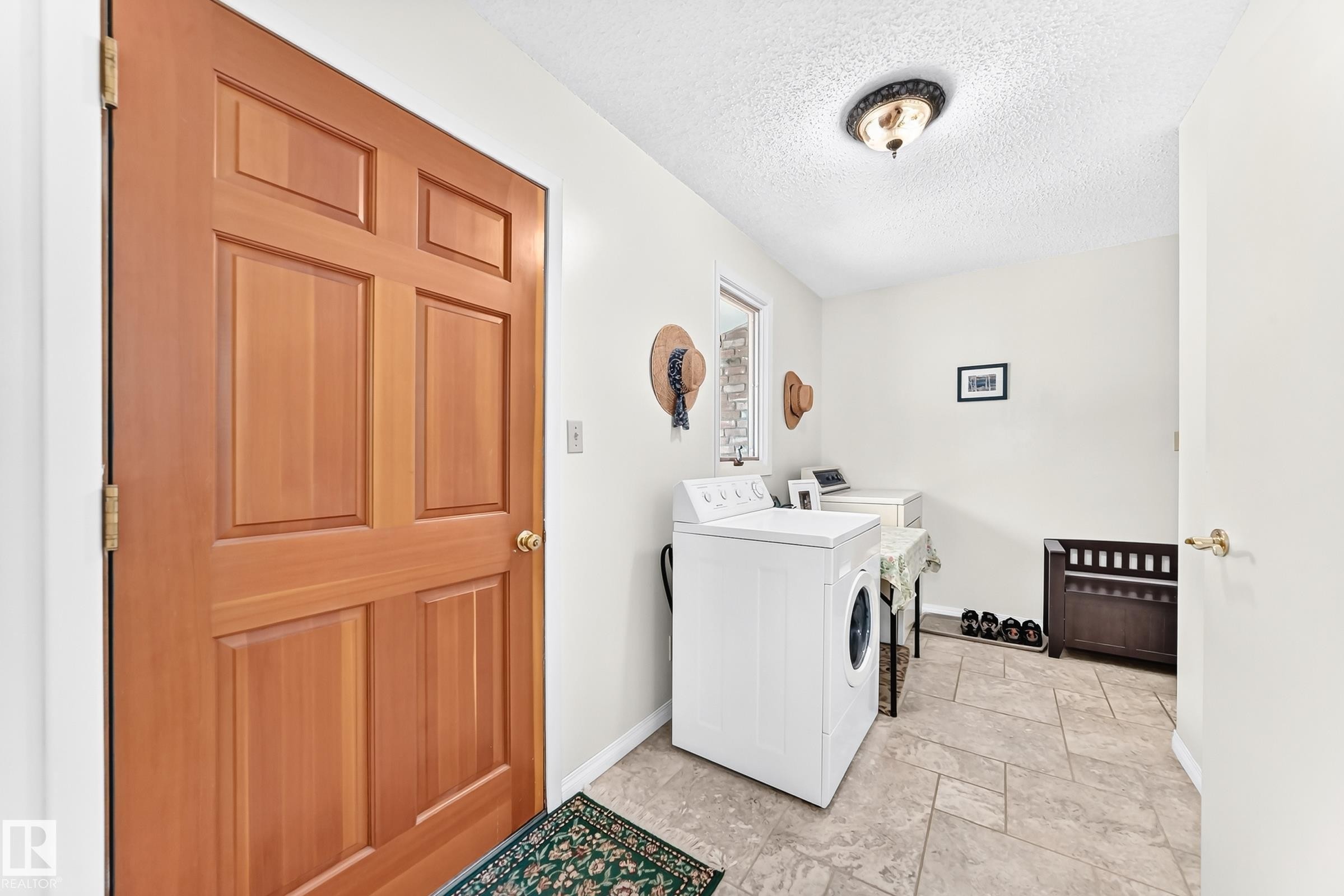 #24 25507 Twp Road 512 A, Rural Parkland County, AB - Indoor Photo Showing Laundry Room