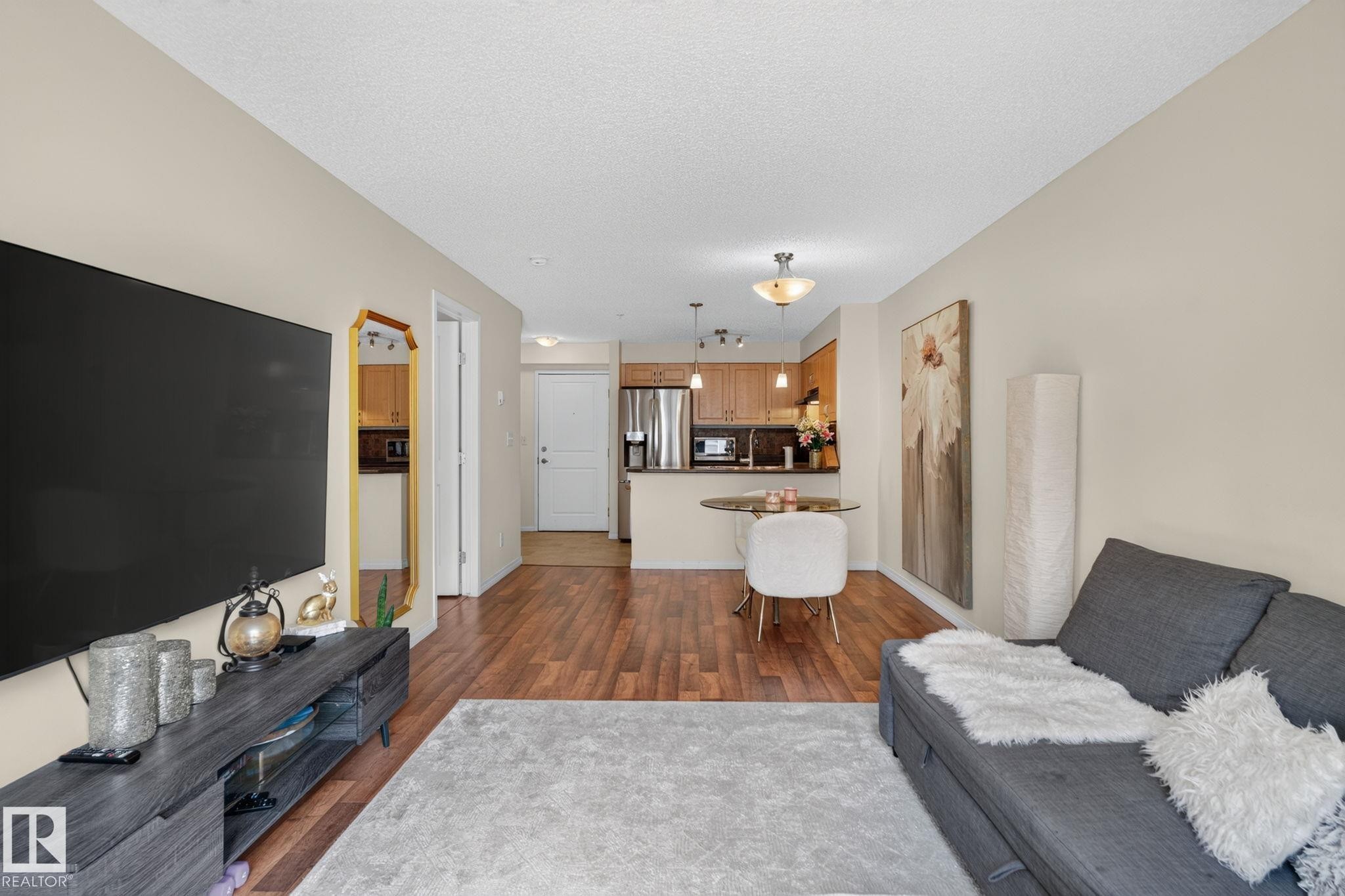 #317 11441 Ellerslie Rd Sw, Edmonton, AB - Indoor