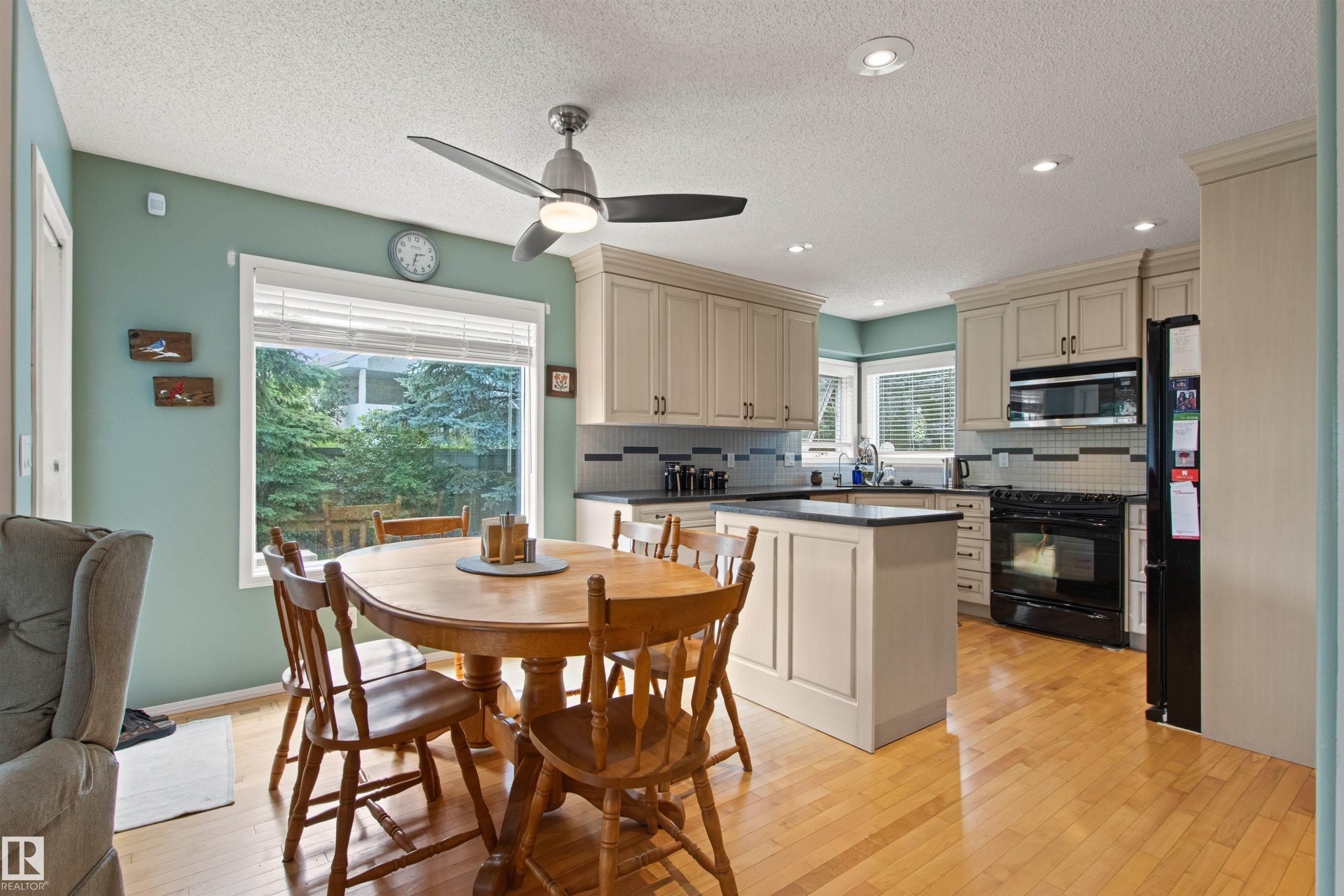 627 Wotherspoon Close Nw, Edmonton, AB - Indoor