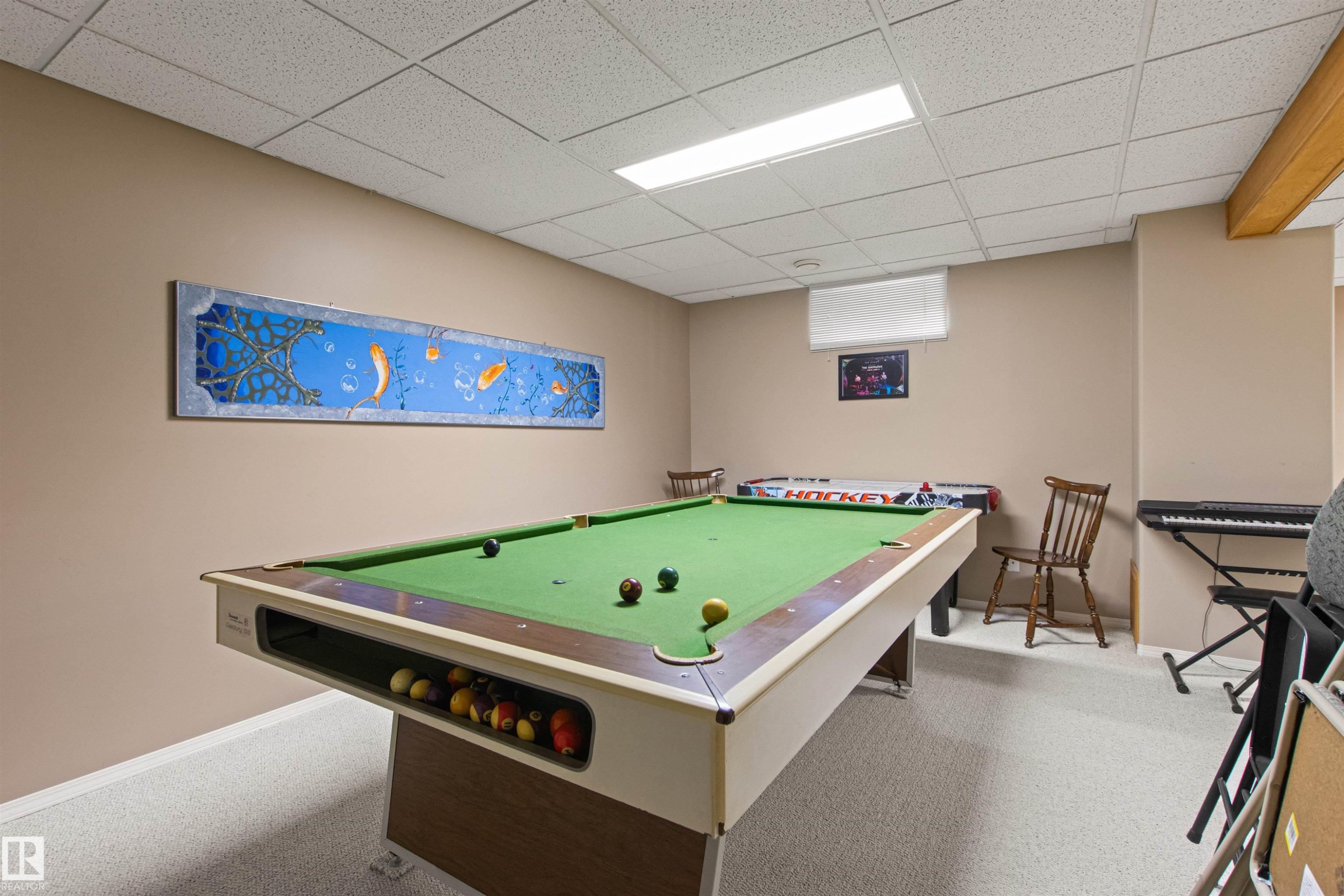 627 Wotherspoon Close Nw, Edmonton, AB - Indoor Photo Showing Other Room