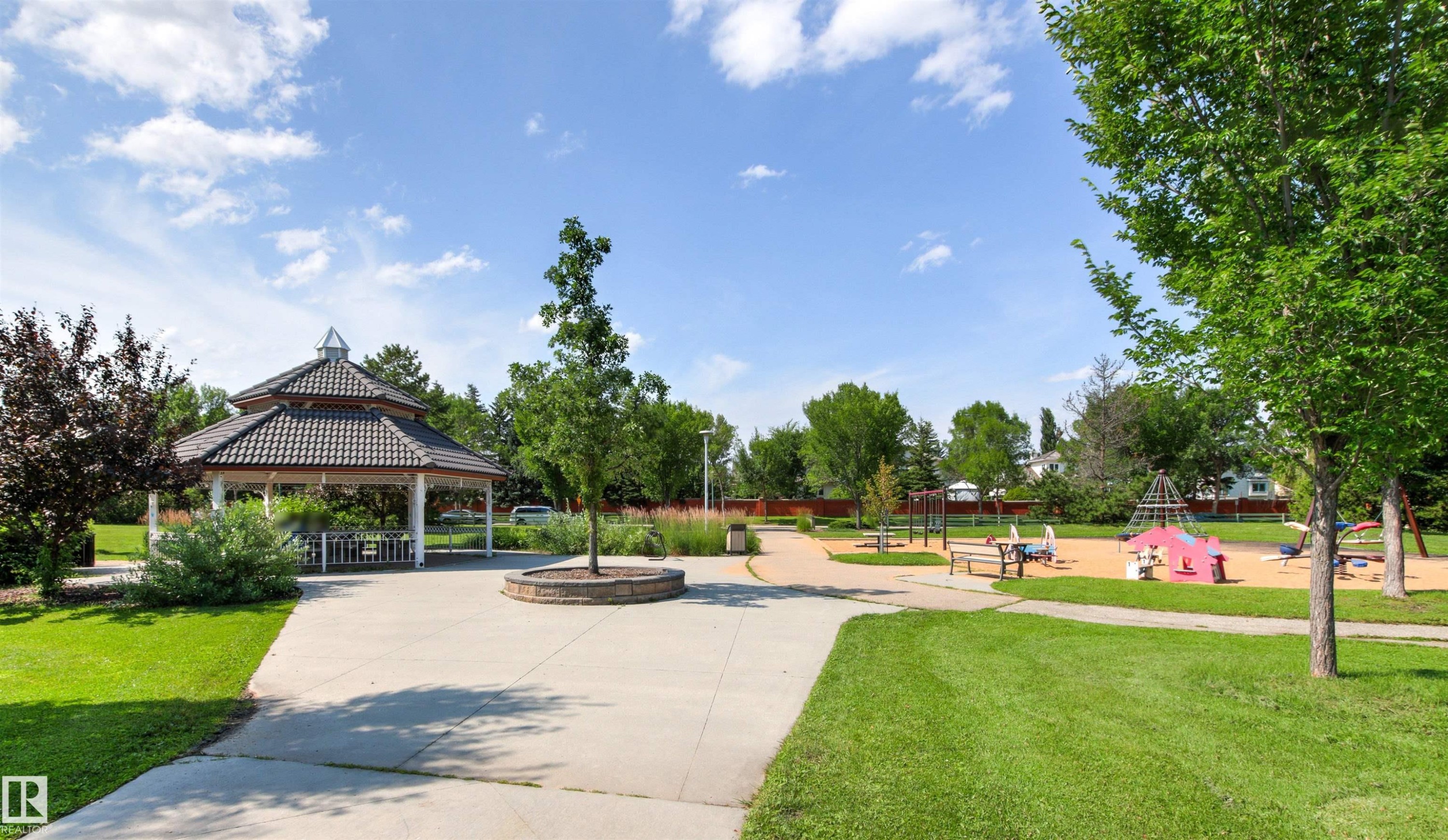 627 Wotherspoon Close Nw, Edmonton, AB - Outdoor