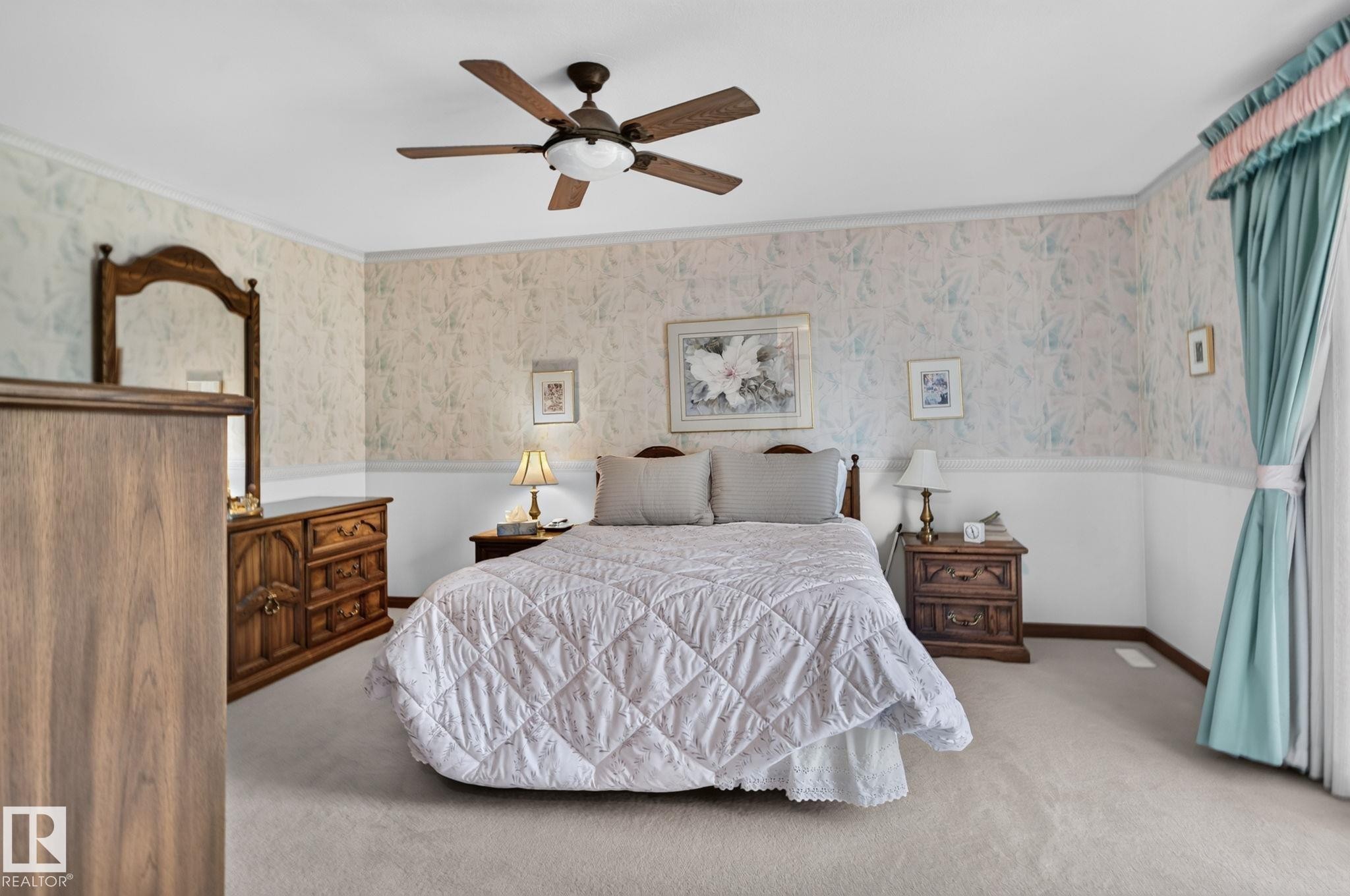 18132 78 Avenue Nw, Edmonton, AB - Indoor Photo Showing Bedroom