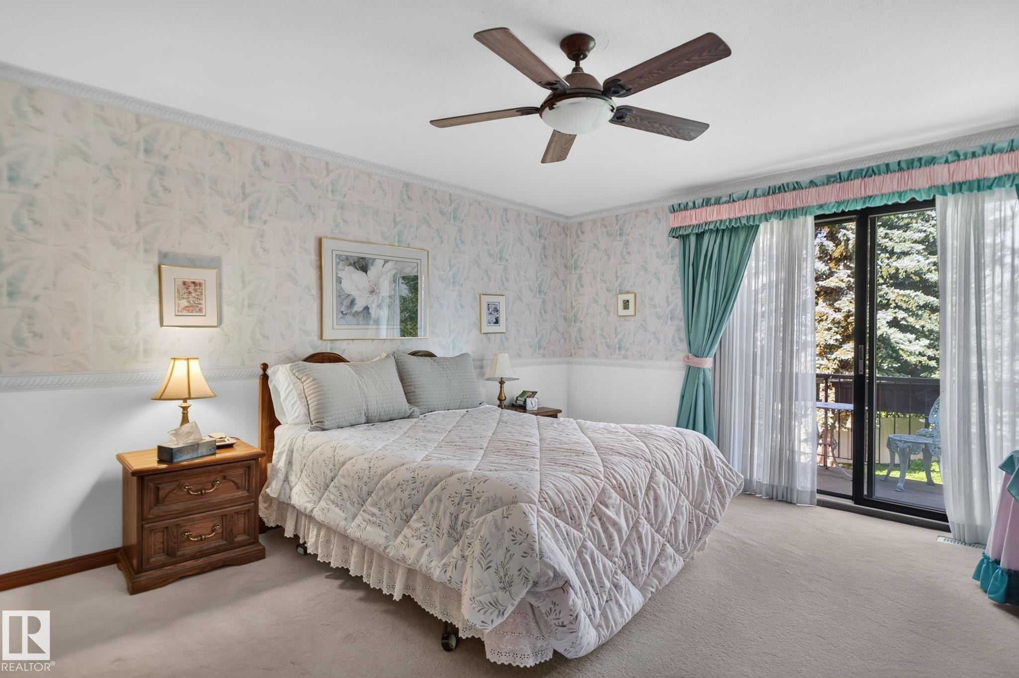 18132 78 Avenue Nw, Edmonton, AB - Indoor Photo Showing Bedroom