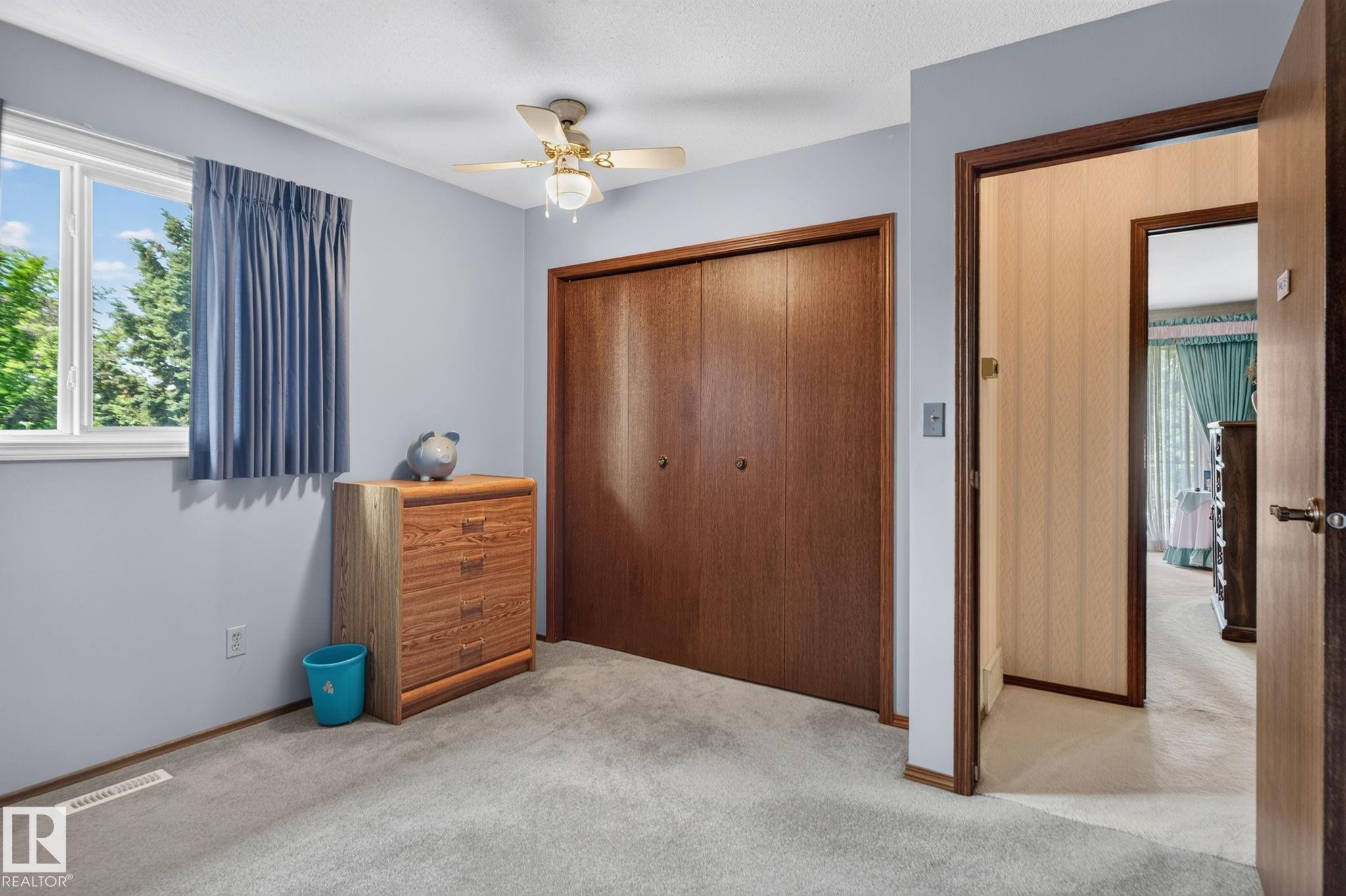 18132 78 Avenue Nw, Edmonton, AB - Indoor