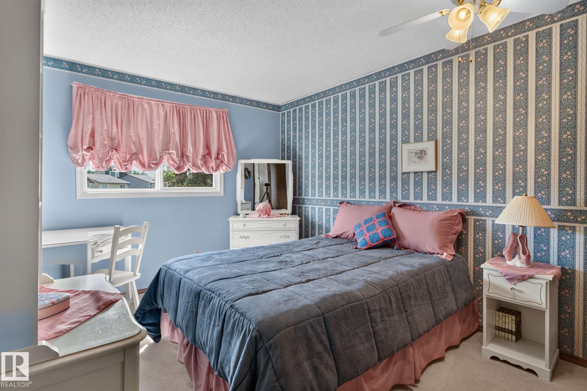 18132 78 Avenue Nw, Edmonton, AB - Indoor Photo Showing Bedroom