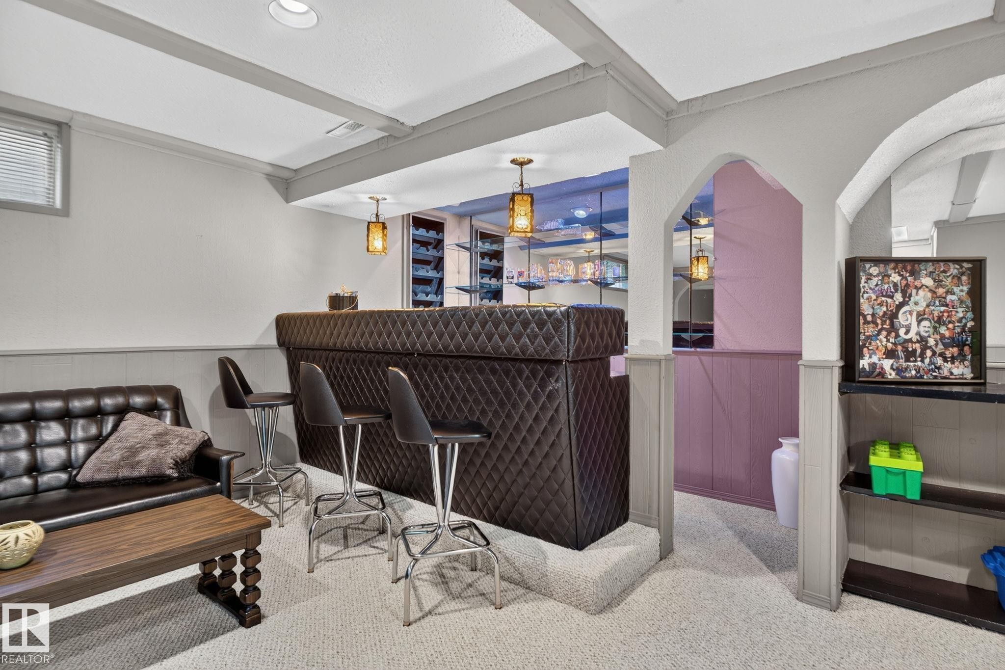 18132 78 Avenue Nw, Edmonton, AB - Indoor