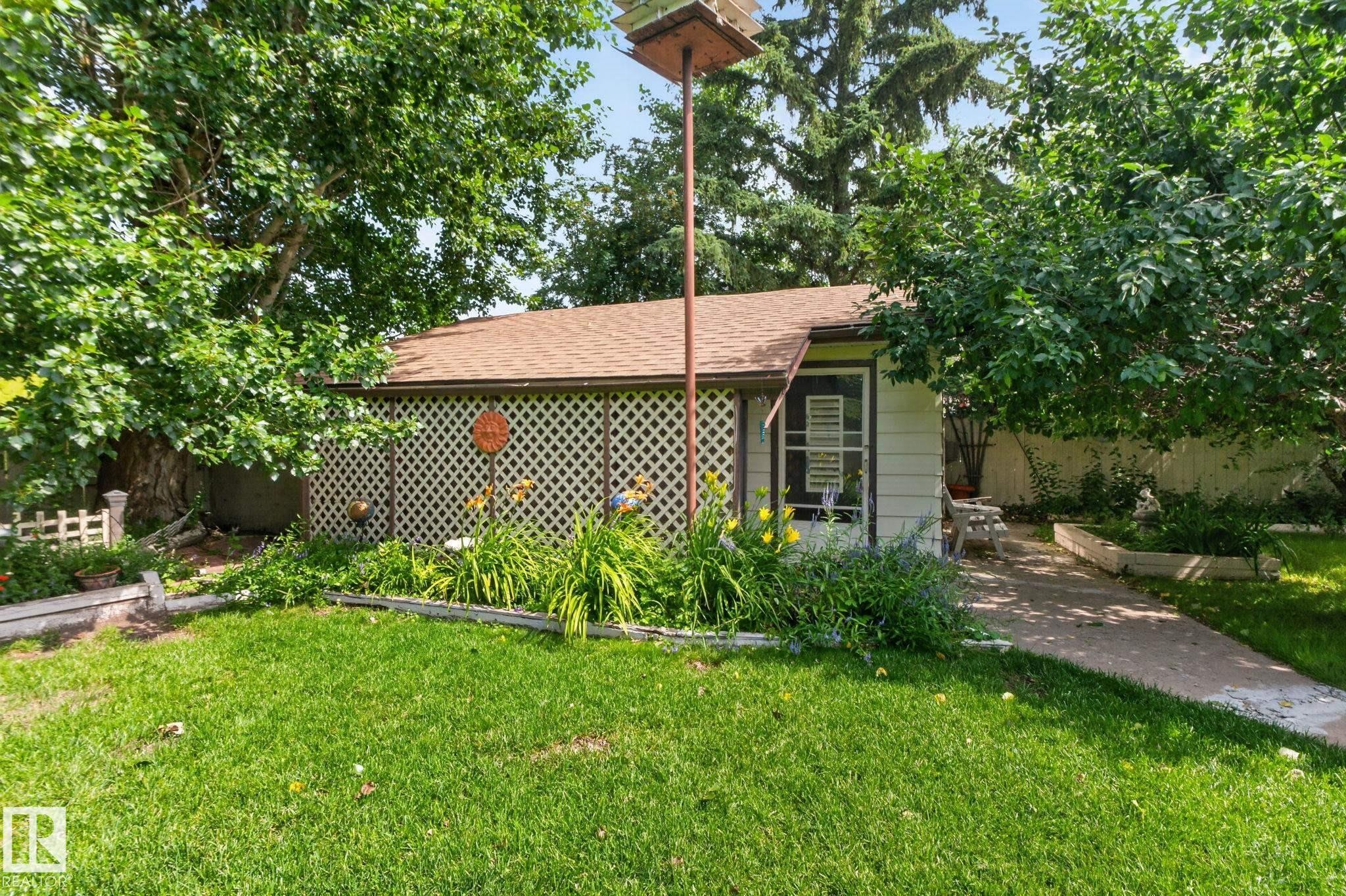 18132 78 Avenue Nw, Edmonton, AB - Outdoor With Deck Patio Veranda