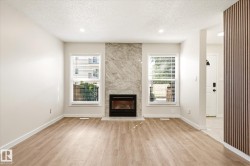 18439 66 Avenue NW Edmonton, AB T5T 2M1