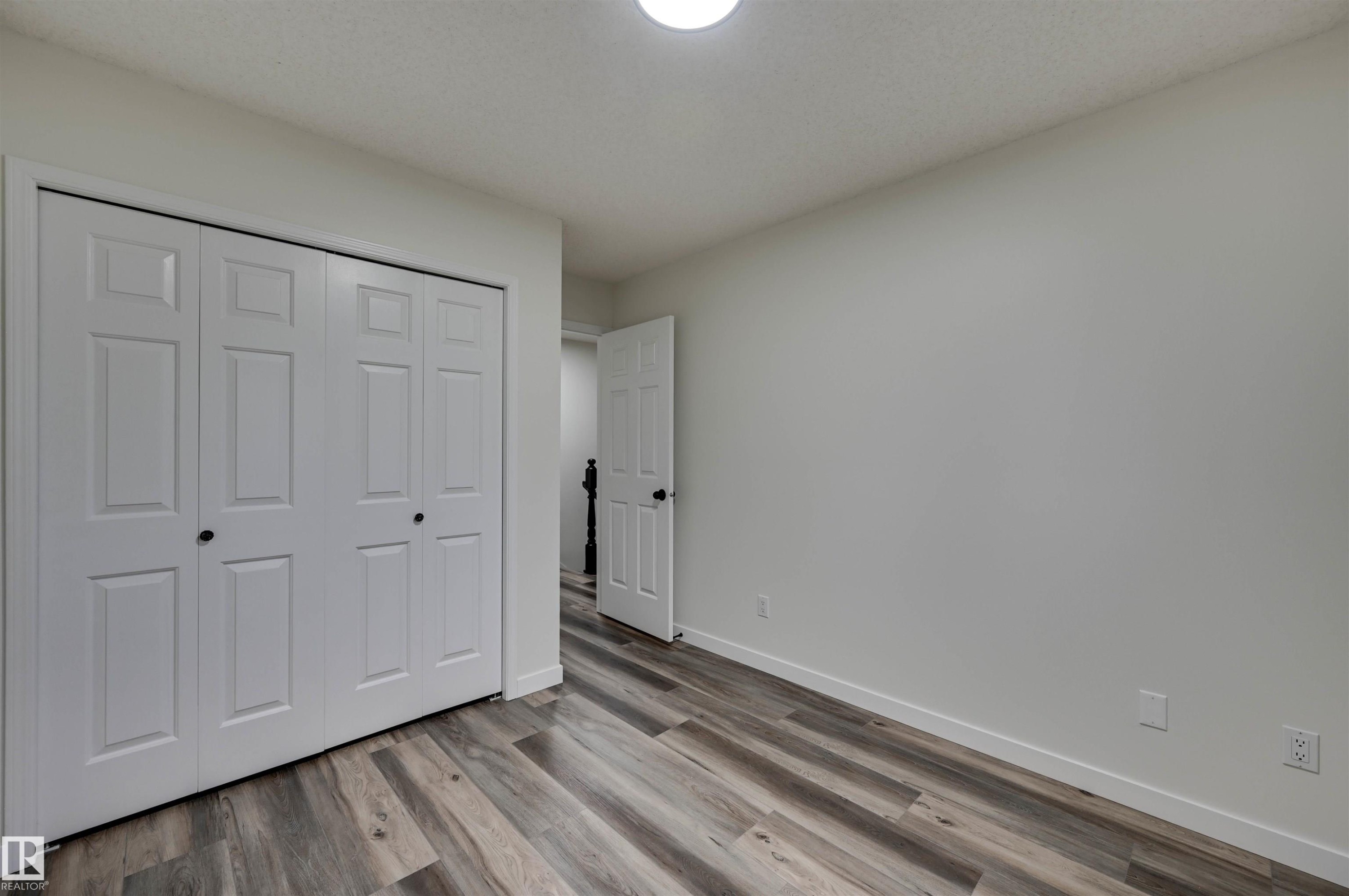 5507 179 Street Nw, Edmonton, AB - Indoor Photo Showing Other Room