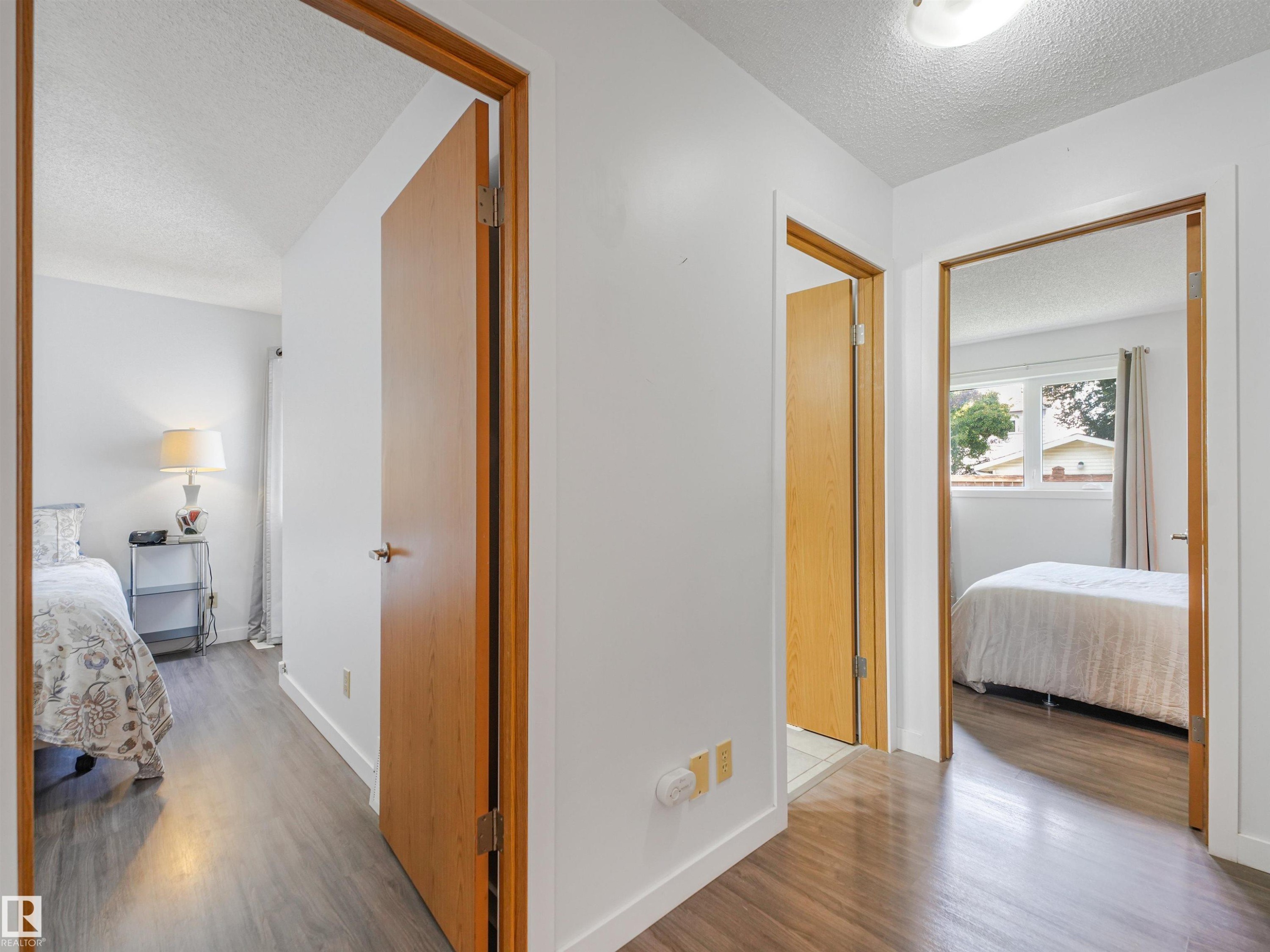5749 189 Street Nw, Edmonton, AB - Indoor