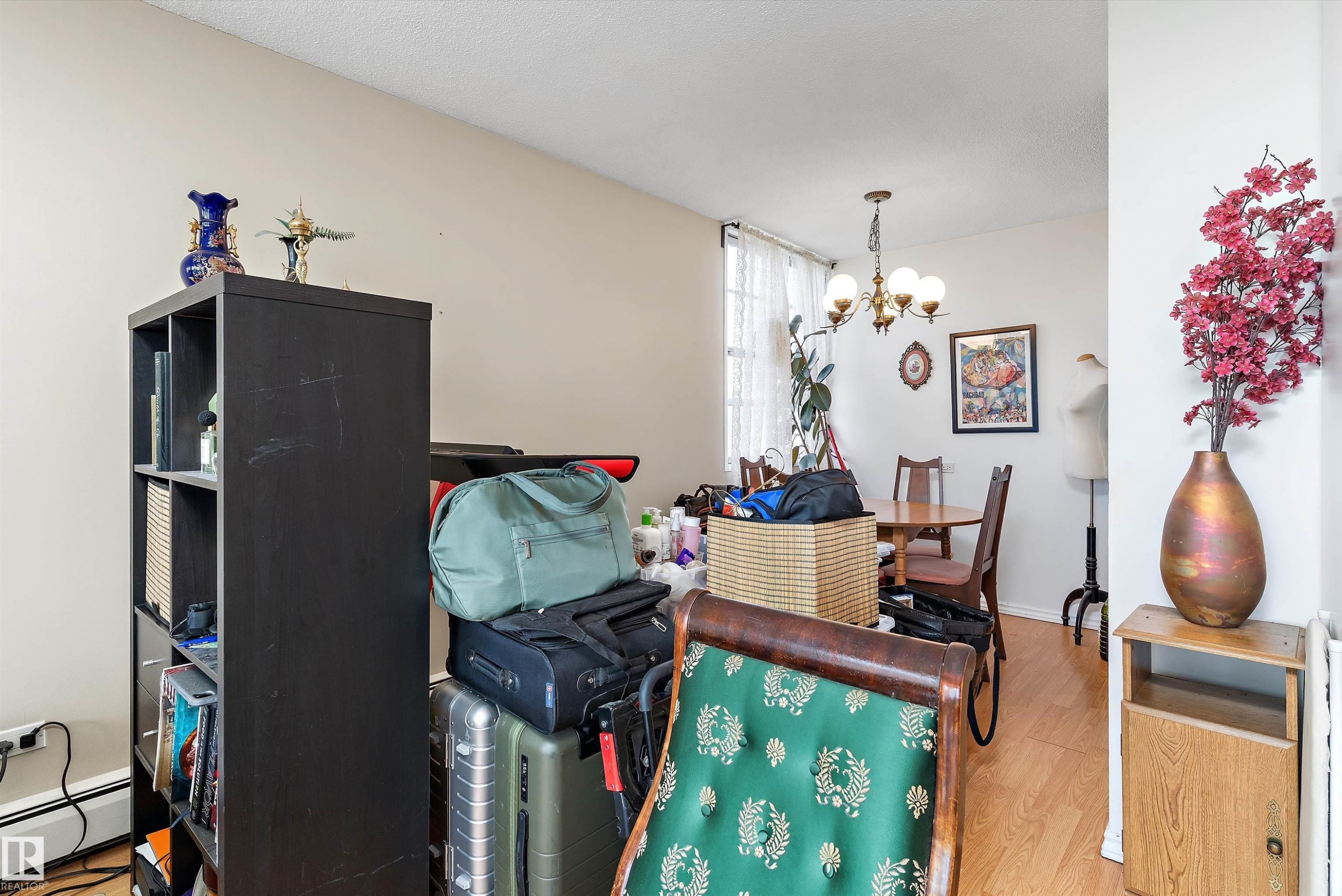 #706 9930 113 St Nw, Edmonton, AB - Indoor
