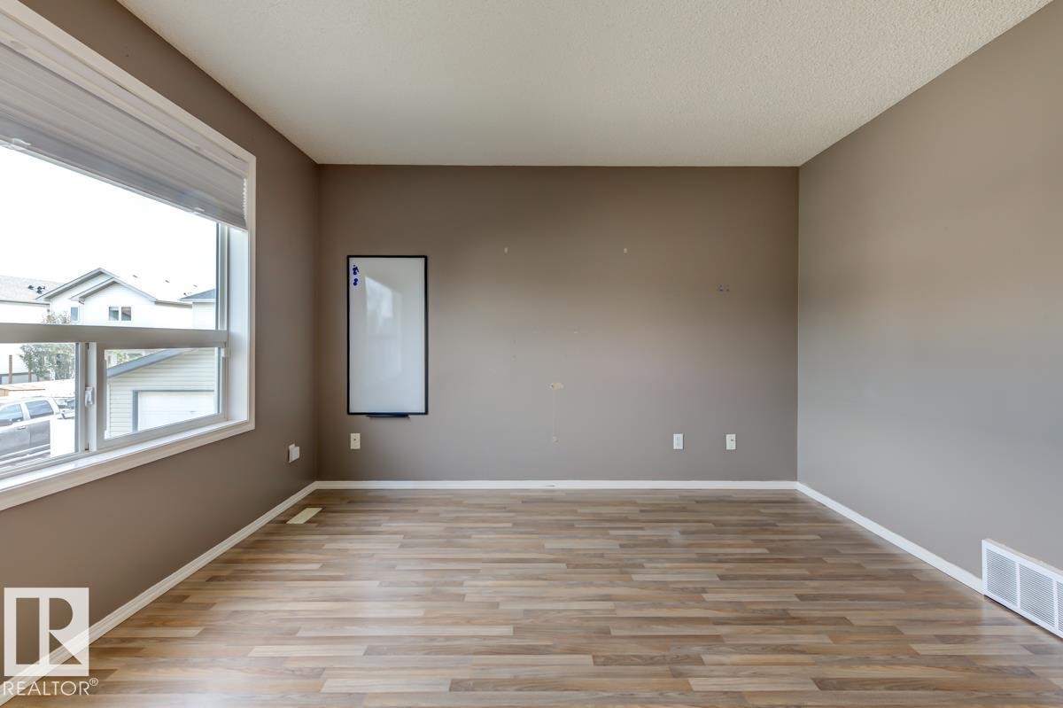 17703 90 Street Nw, Edmonton, AB - Indoor Photo Showing Other Room