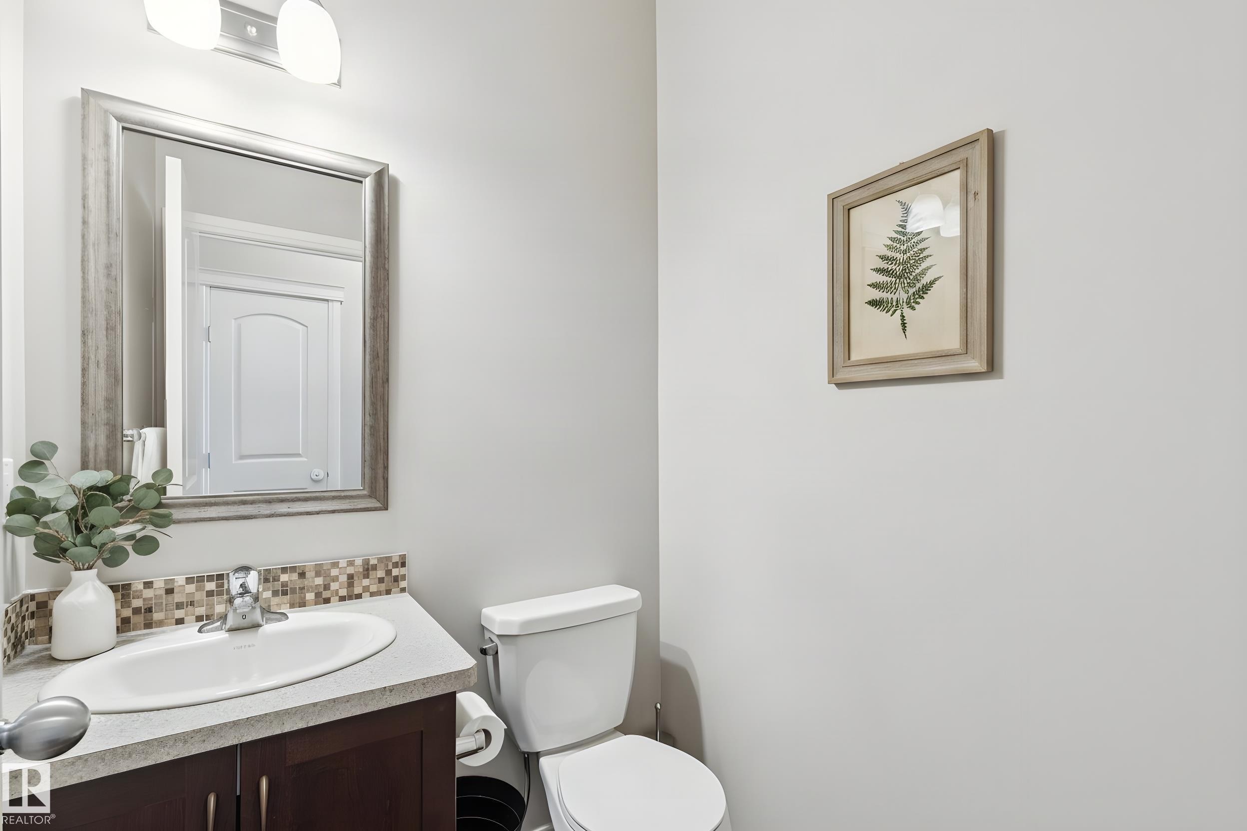 #12 18230 104A St Nw, Edmonton, AB - Indoor Photo Showing Bathroom