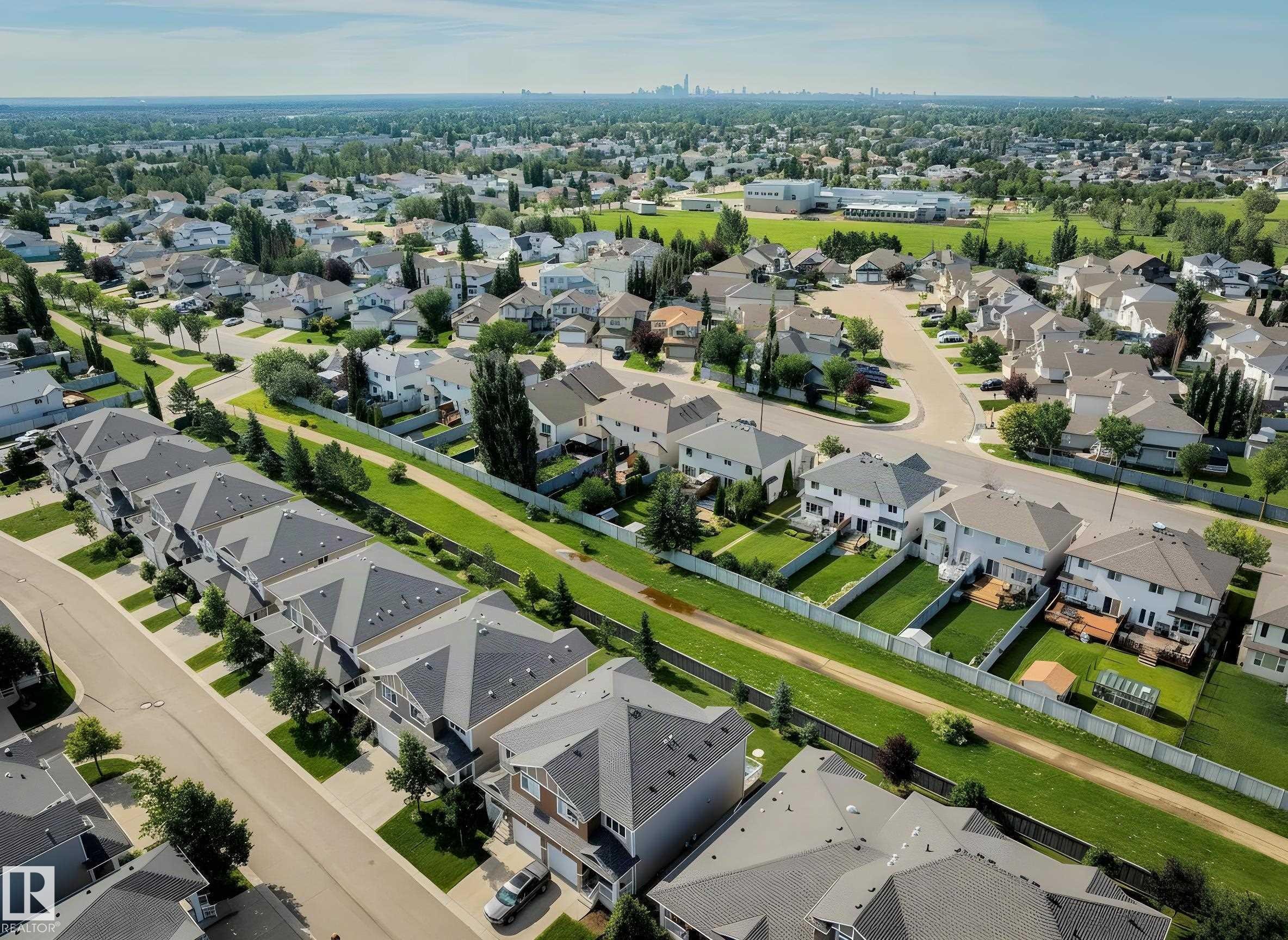 #12 18230 104A St Nw, Edmonton, AB - Outdoor With View