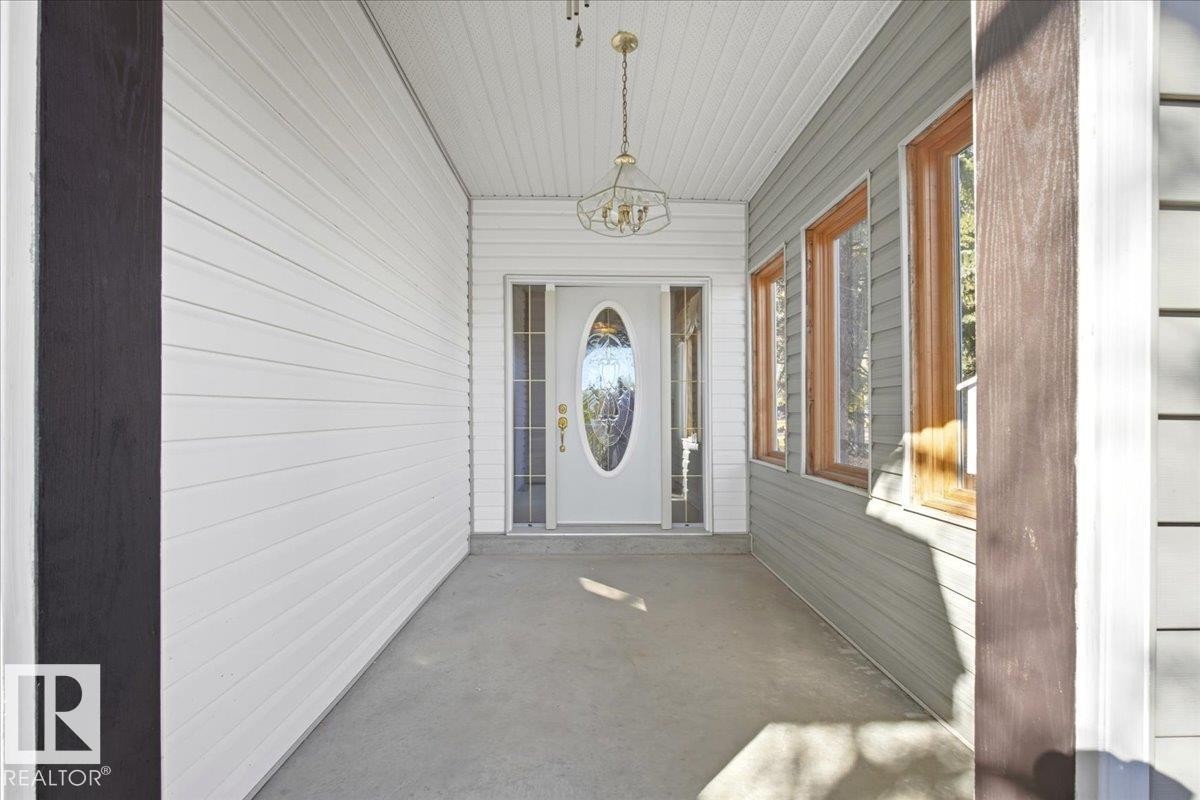 5001 42 Avenue, Wetaskiwin, AB - With Exterior