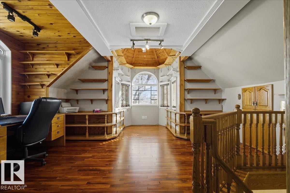 5001 42 Avenue, Wetaskiwin, AB - Indoor Photo Showing Other Room