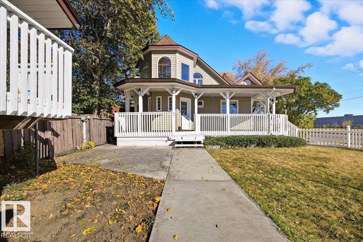5001 42 Avenue, Wetaskiwin, AB - Outdoor With Deck Patio Veranda