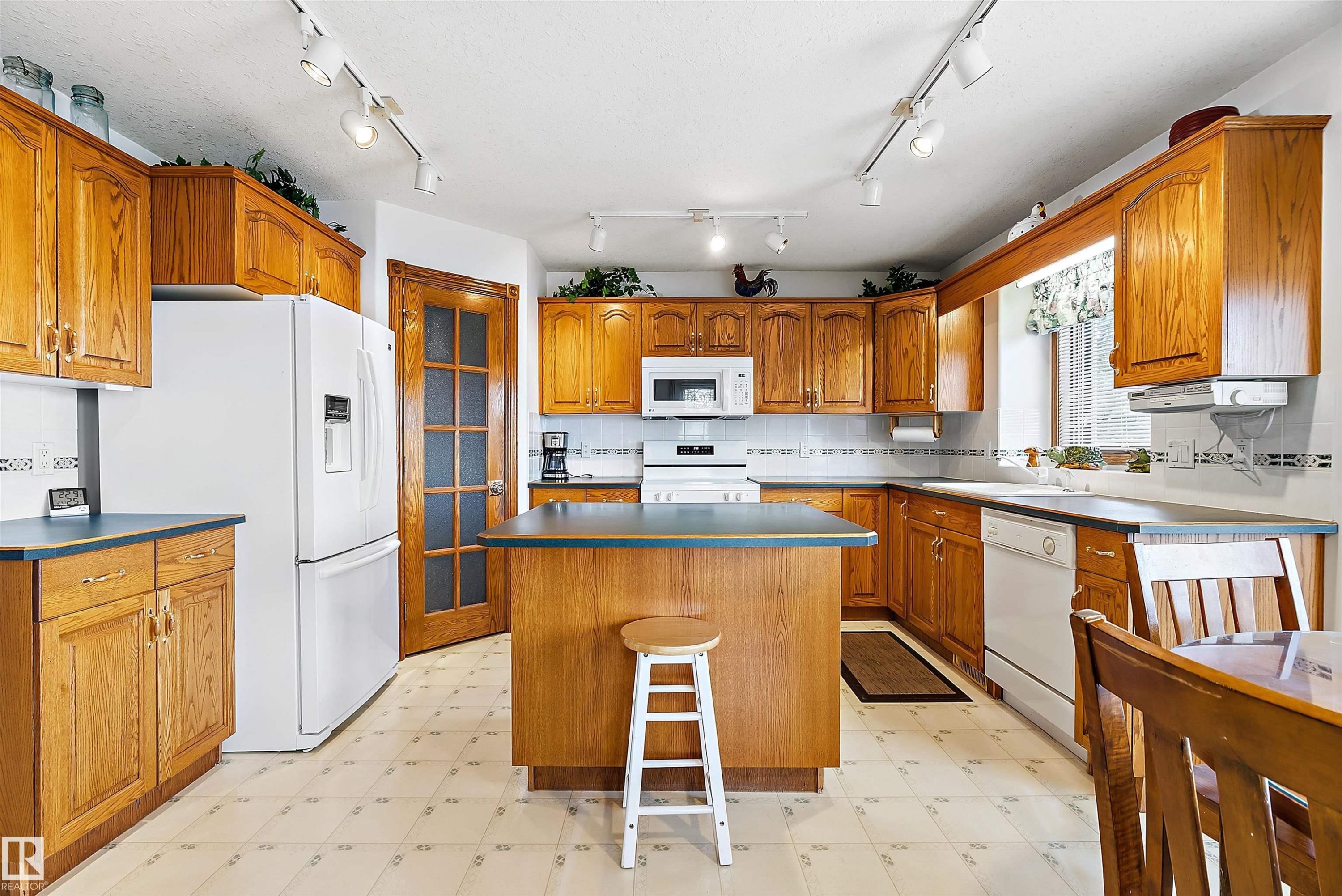 115 Aspen Ridge Crescent, Wetaskiwin, AB - Indoor Photo Showing Kitchen