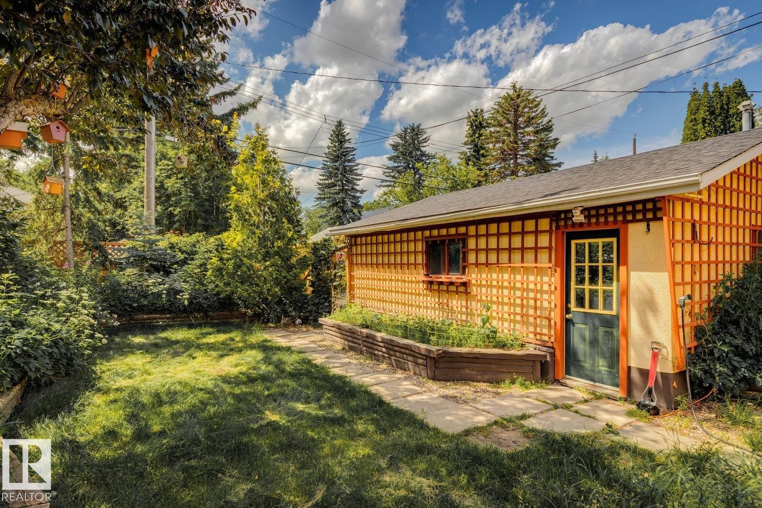 10438 133 Street Nw, Edmonton, AB - Outdoor