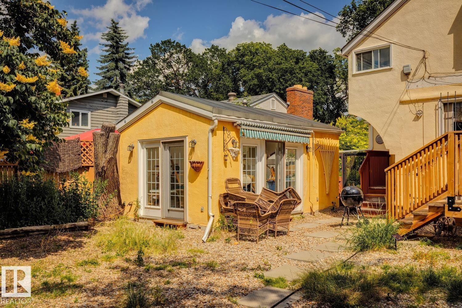 10438 133 Street Nw, Edmonton, AB - Outdoor