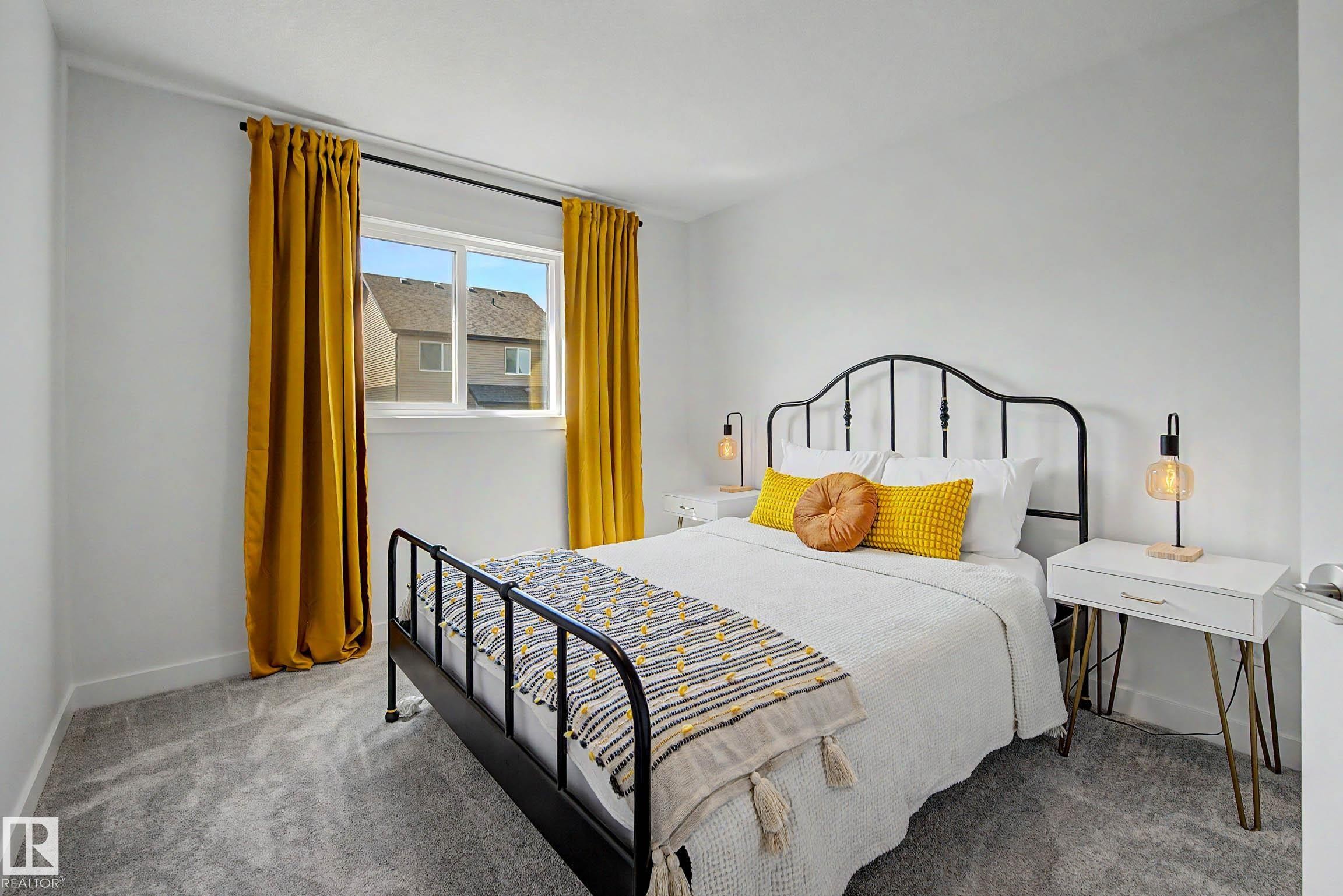 23015 96 Avenue Nw, Edmonton, AB - Indoor Photo Showing Bedroom