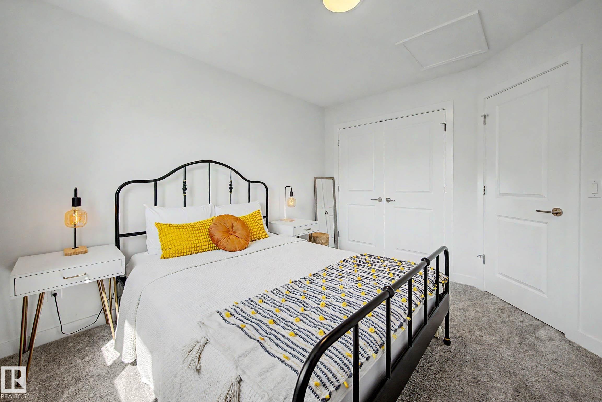 23015 96 Avenue Nw, Edmonton, AB - Indoor Photo Showing Bedroom