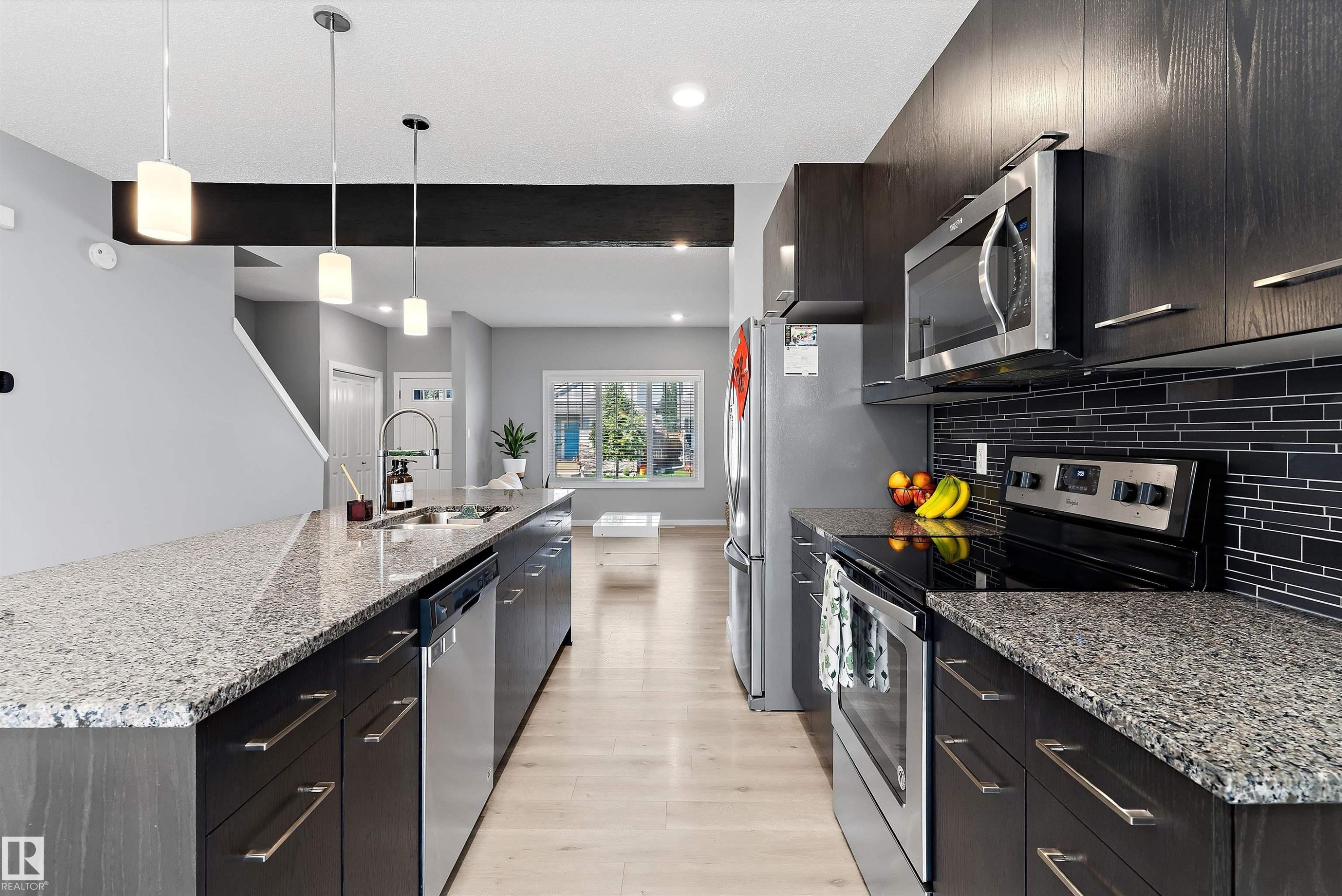 15927 13 Avenue Sw, Edmonton, AB - Indoor Photo Showing Kitchen With Stainless Steel Kitchen With Double Sink With Upgraded Kitchen