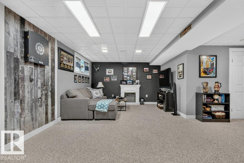 Finished basement featuring recessed lighting and a drop ceiling - 5322 Terwillegar Boulevard Nw, Edmonton, AB - Indoor