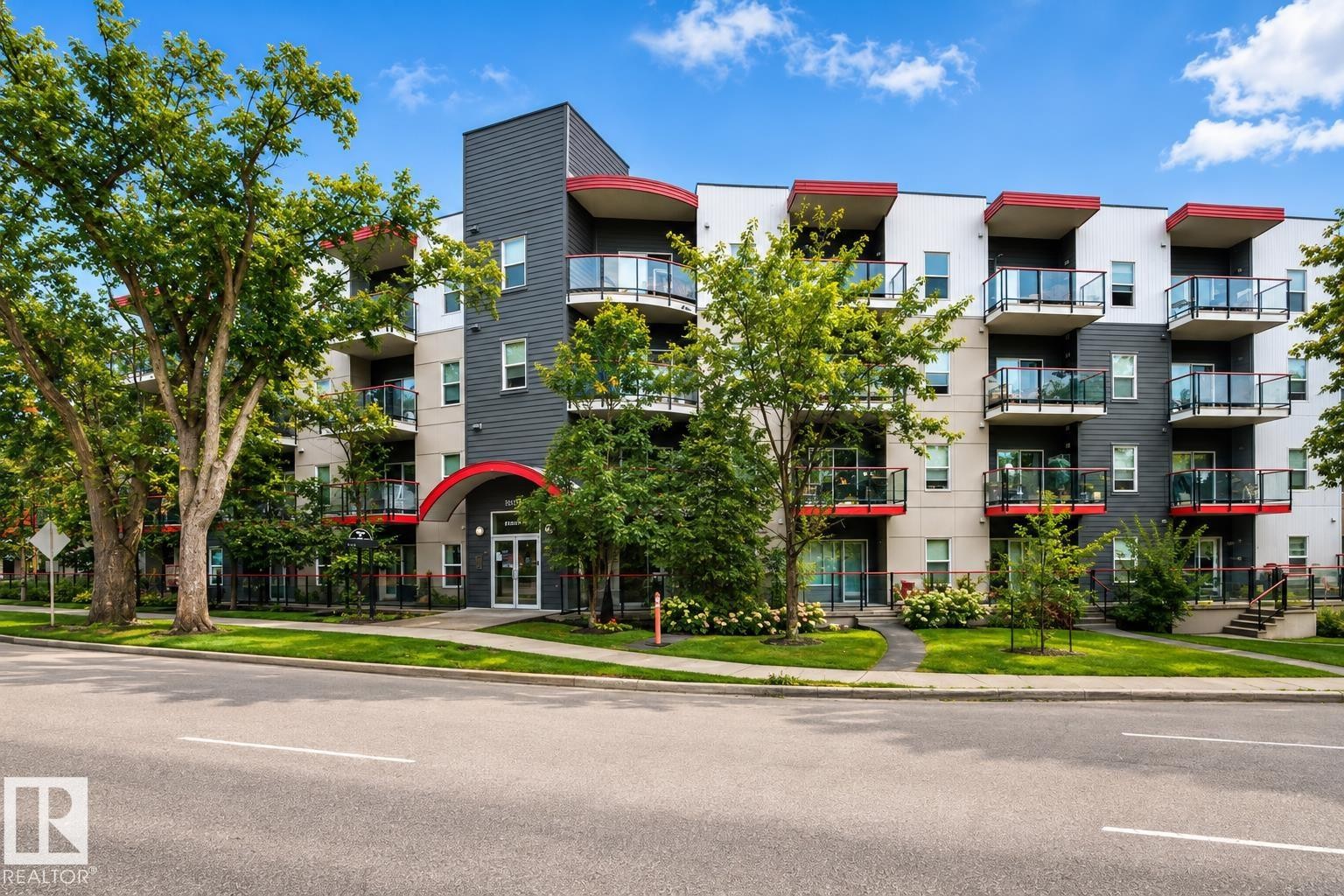 #303 10611 117 St Nw, Edmonton, AB - Outdoor With Balcony With Facade