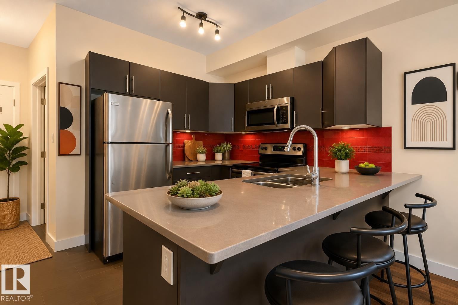 #303 10611 117 St Nw, Edmonton, AB - Indoor Photo Showing Kitchen With Stainless Steel Kitchen With Double Sink