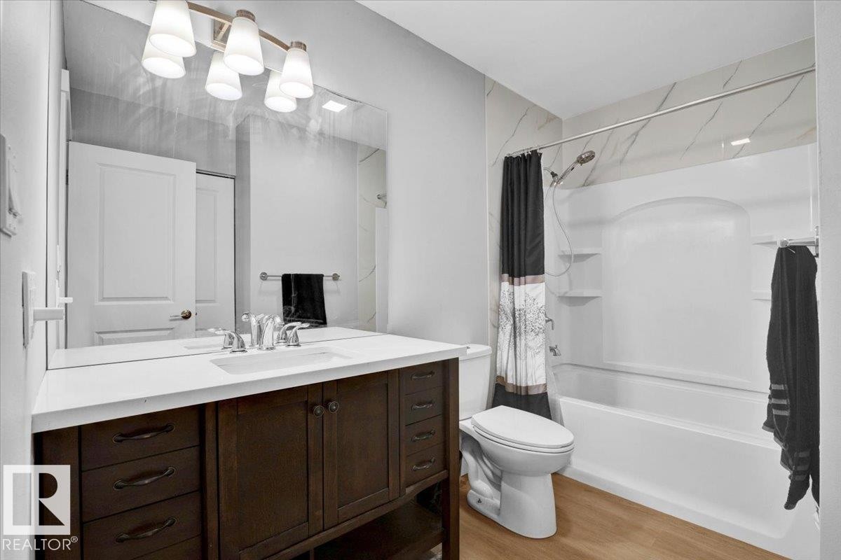 13225 47 Street Nw, Edmonton, AB - Indoor Photo Showing Bathroom