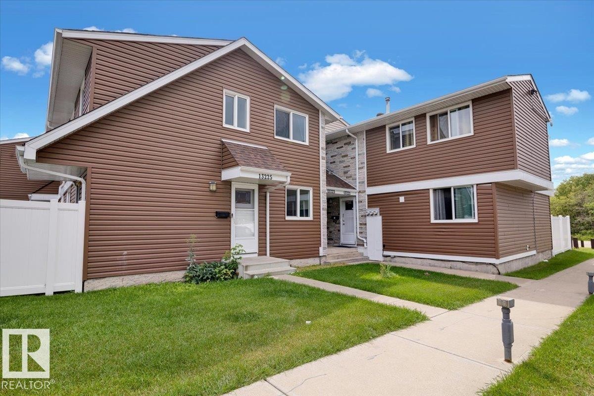 13225 47 Street Nw, Edmonton, AB - Outdoor