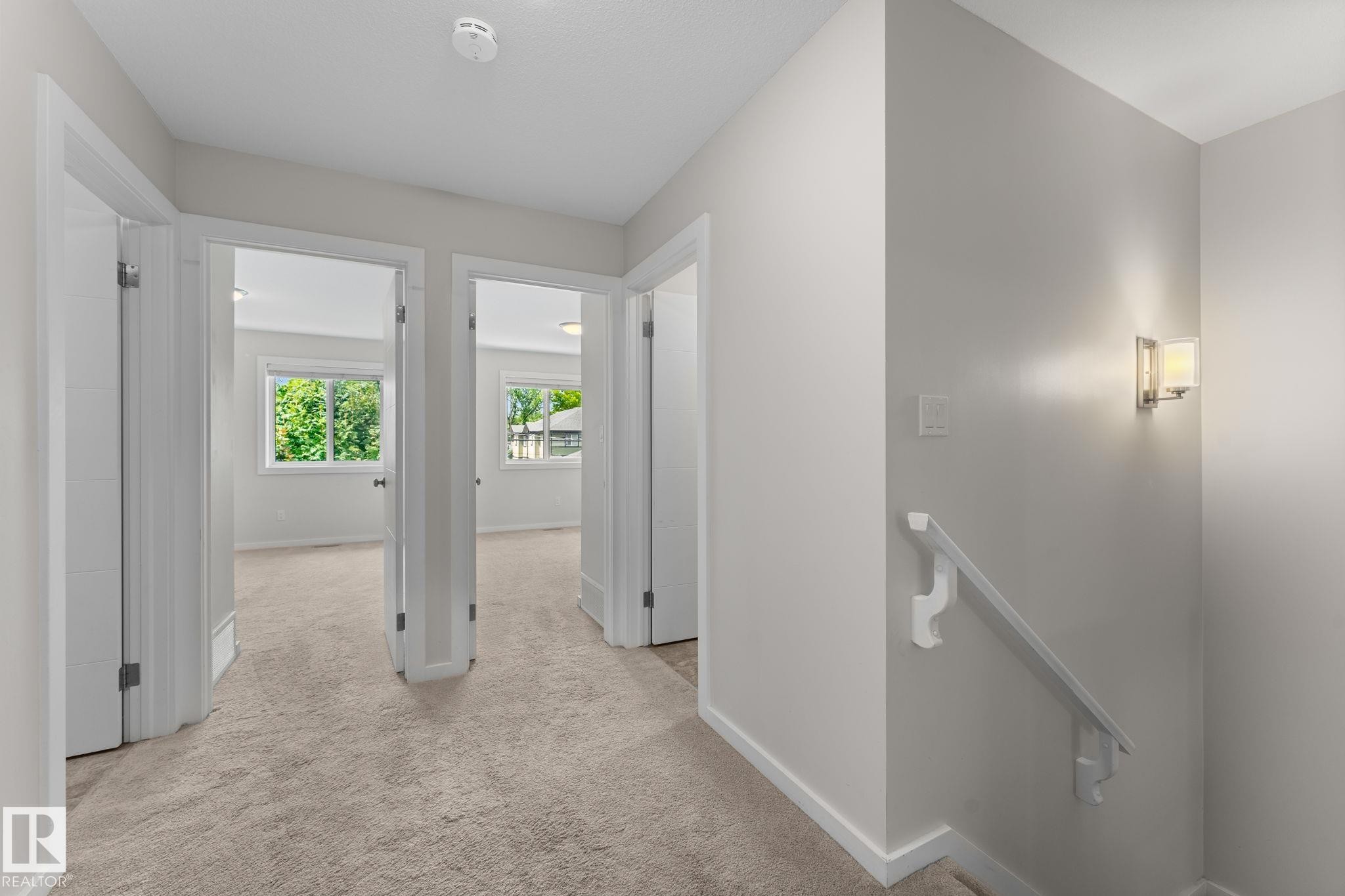 11840 122 Street Nw, Edmonton, AB - Indoor Photo Showing Other Room